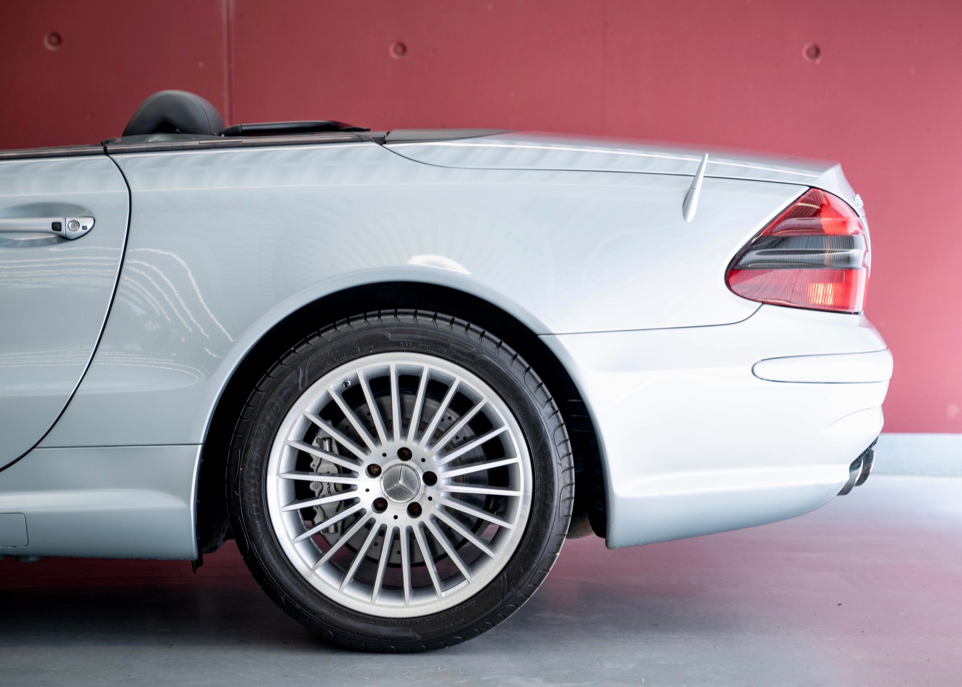 MERCEDES-BENZ SL 55 AMG (Leasing 0.80%, Swiss car, 500 hp, 2nd hand, full Mercedes history) - SOLD !-image-15