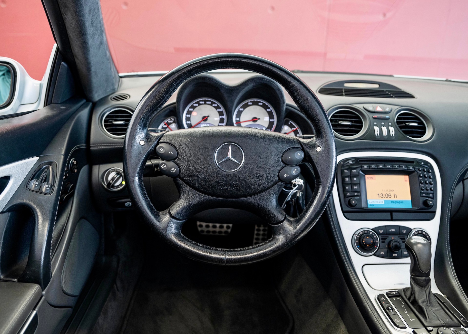MERCEDES-BENZ SL 55 AMG (Leasing 0.80%, Swiss car, 500 hp, 2nd hand, full Mercedes history) - SOLD !-image-18