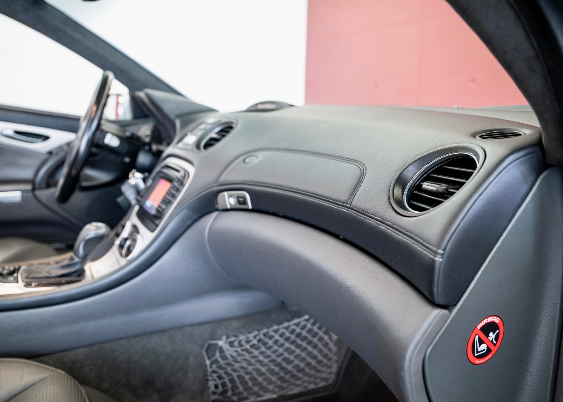MERCEDES-BENZ SL 55 AMG (Leasing 0.80%, Swiss car, 500 hp, 2nd hand, full Mercedes history) - SOLD !-image-29
