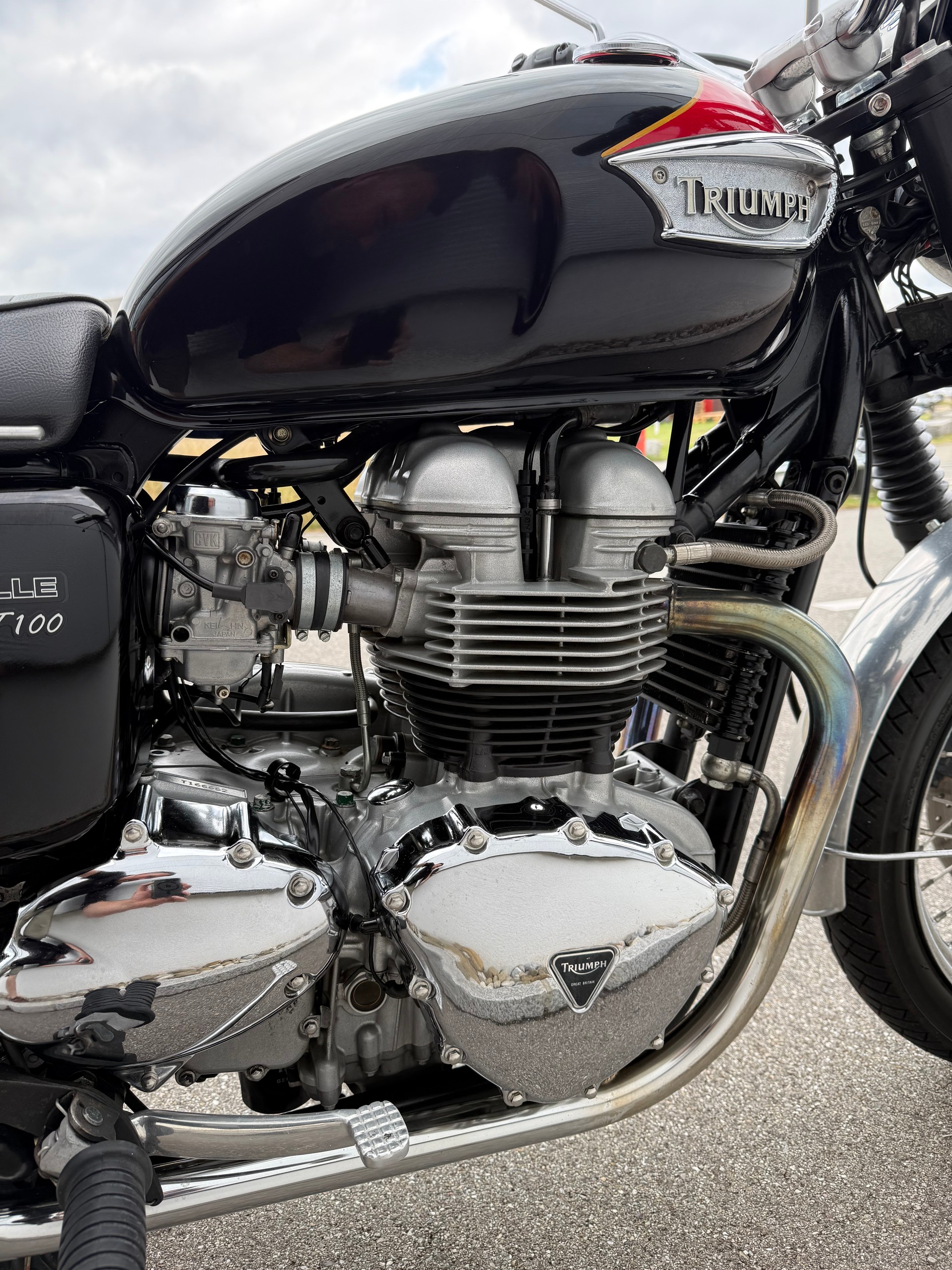 TRIUMPH Bonneville 800 T 100-image-5