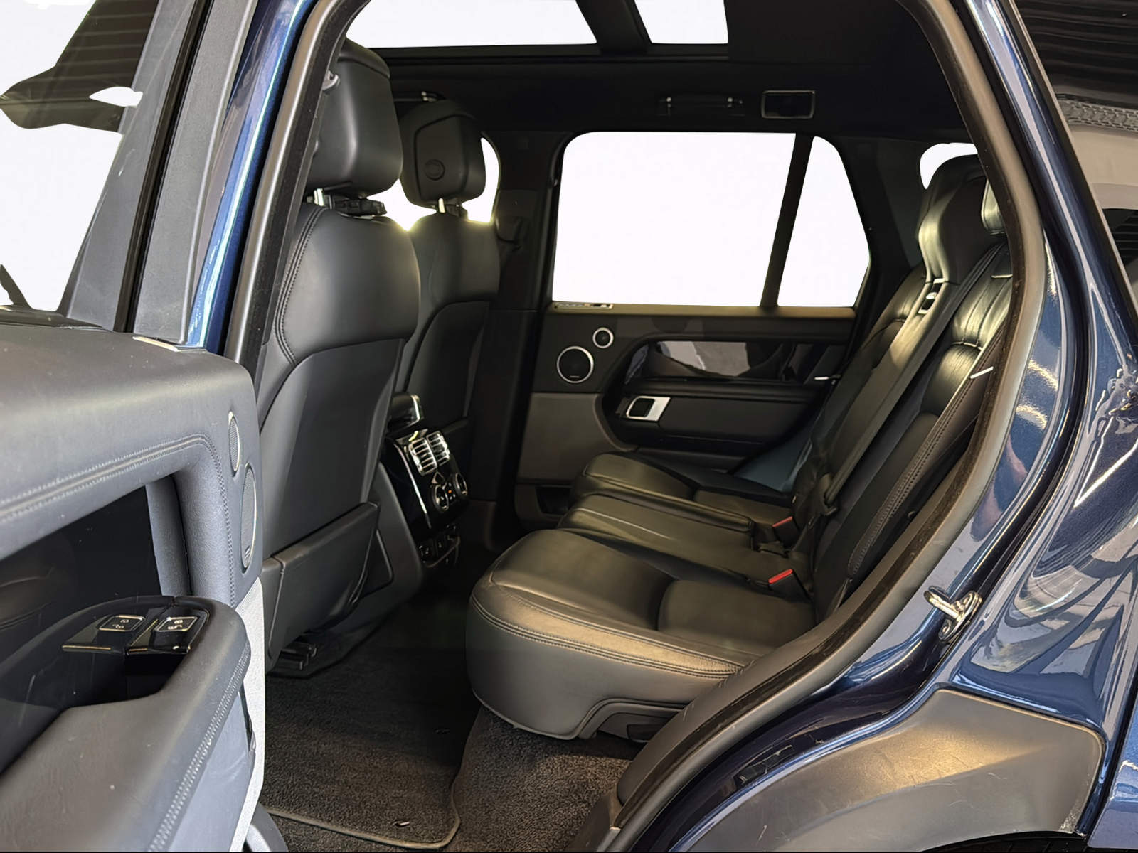 LAND ROVER Range Rover 3.0 SDV6 Vogue Automatic-image-11