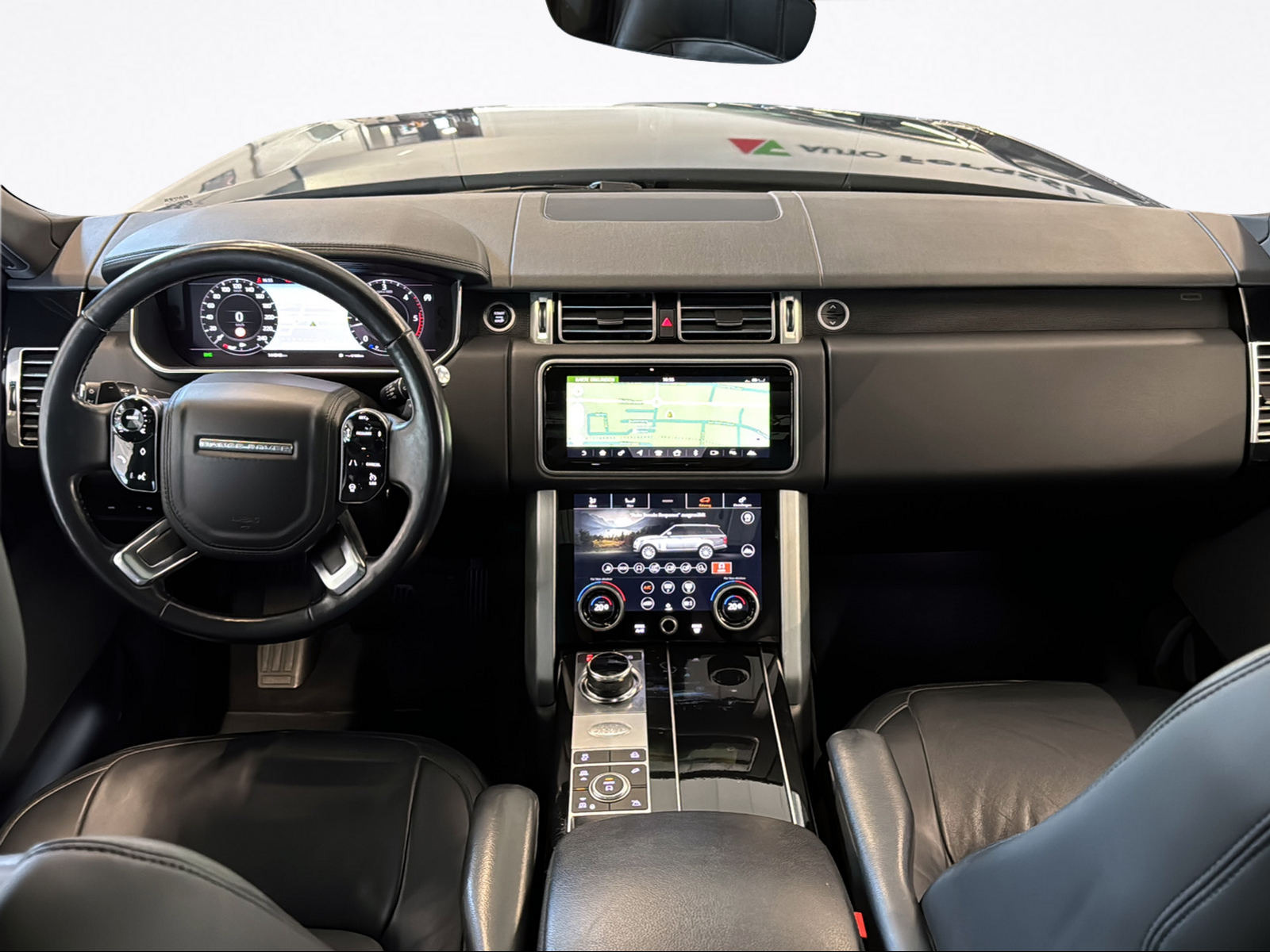 LAND ROVER Range Rover 3.0 SDV6 Vogue Automatic-image-8