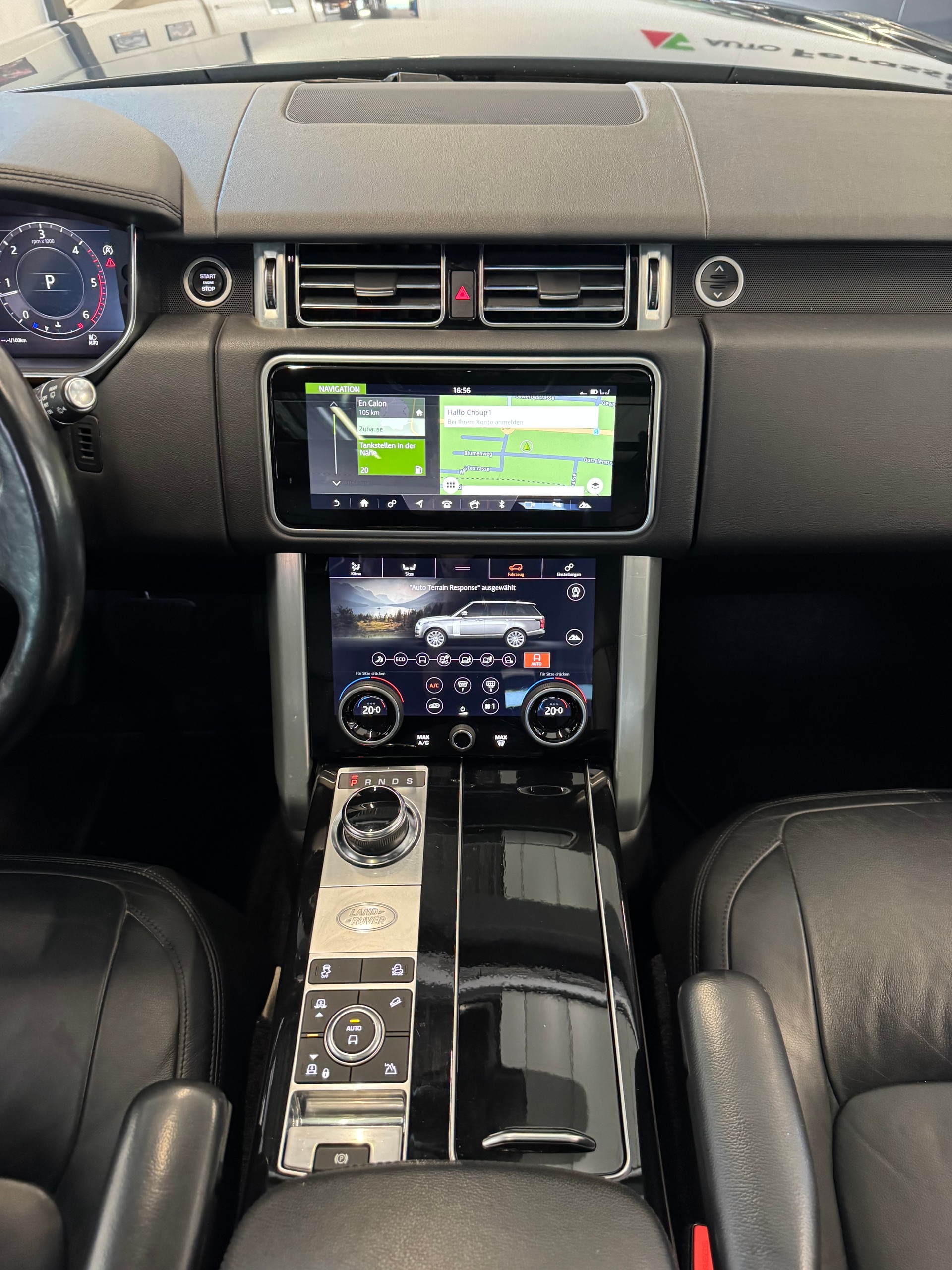 LAND ROVER Range Rover 3.0 SDV6 Vogue Automatic-image-12