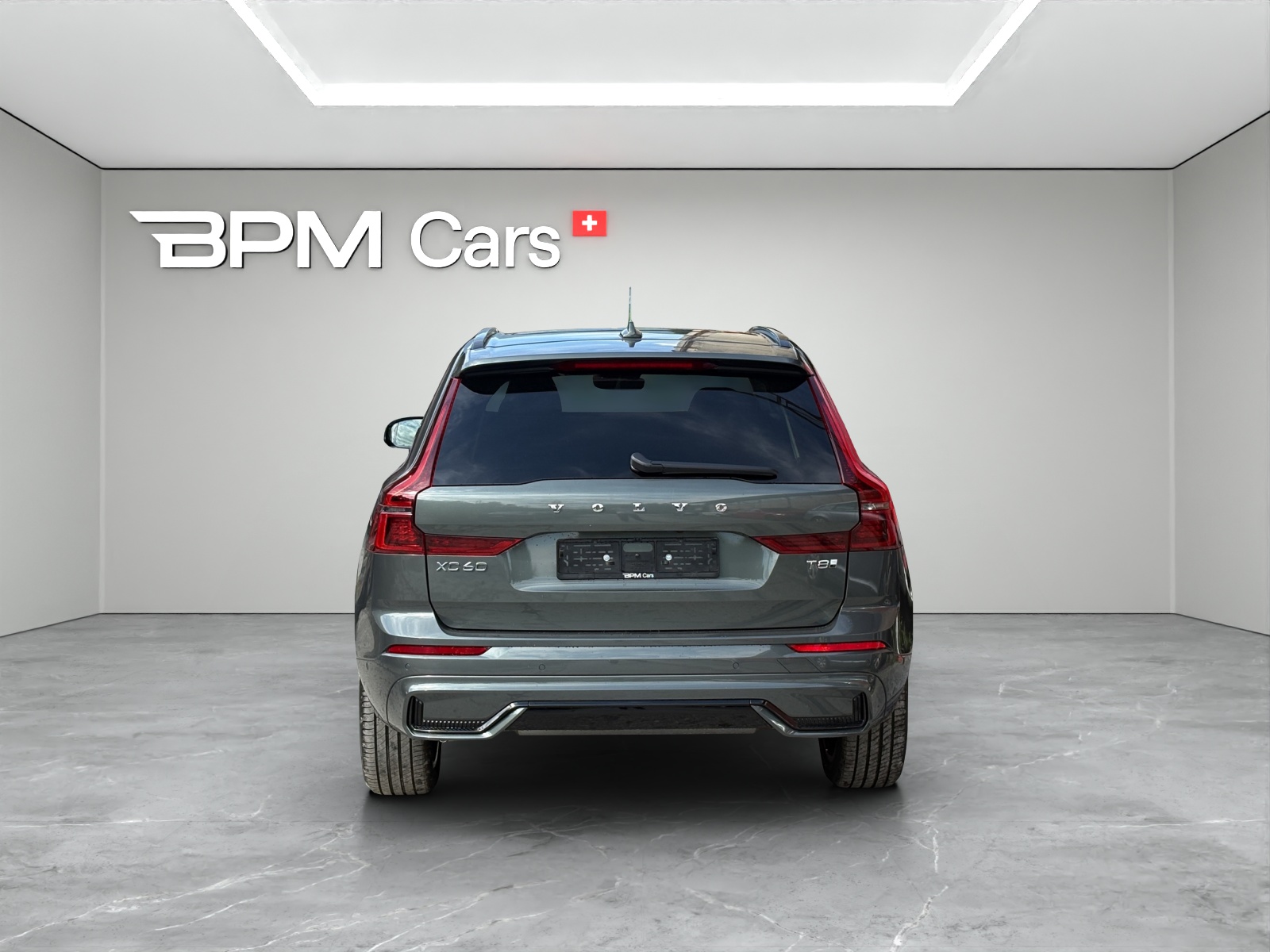 VOLVO XC60 2.0 T8 TE Ultra Dark eAWD-image-4