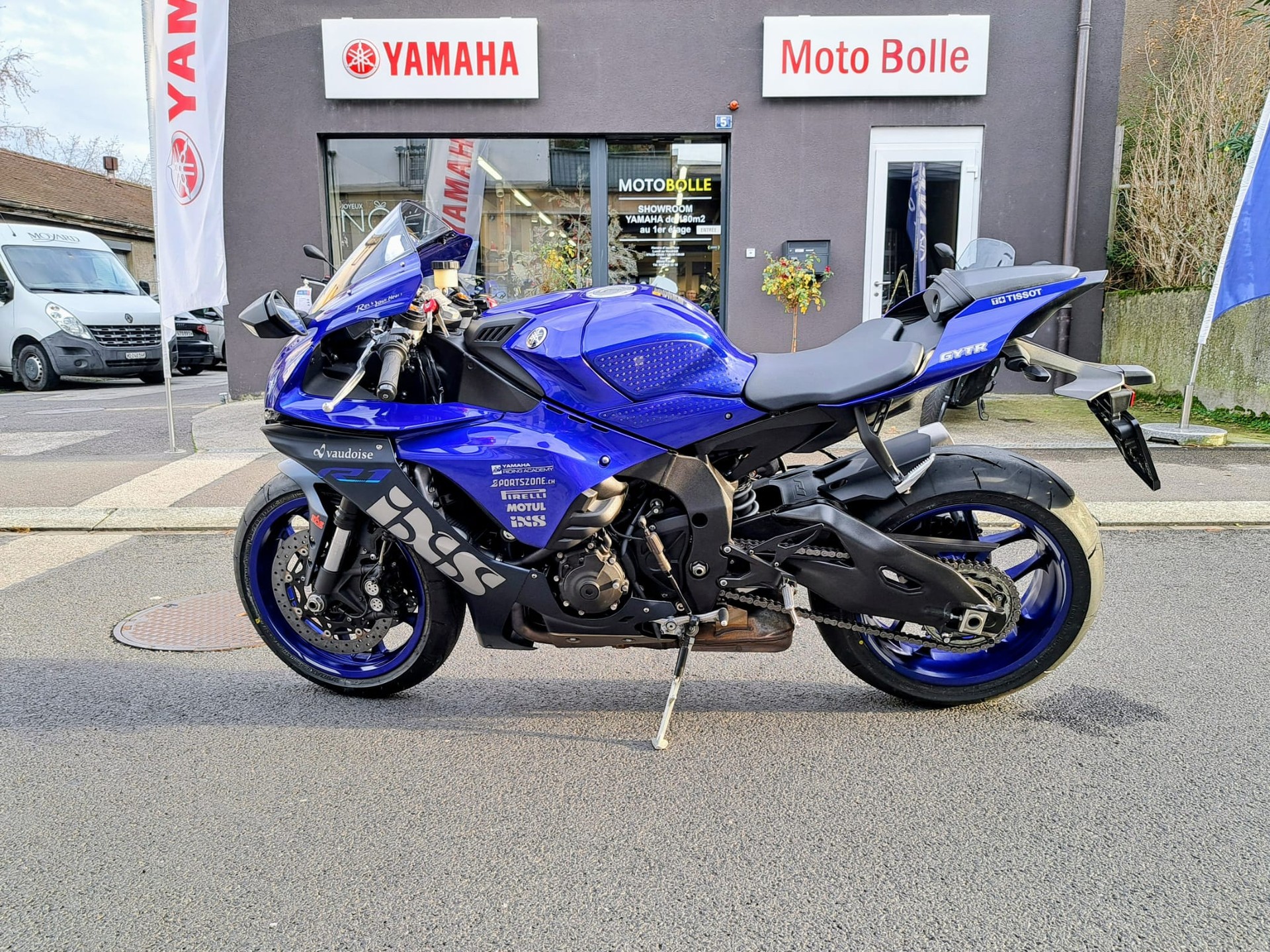 YAMAHA YZF-R1 ABS-image-2