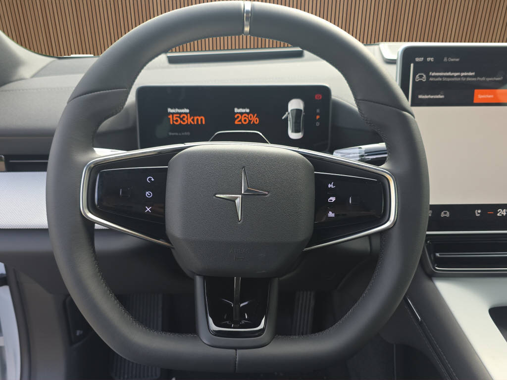 POLESTAR 4 Long Range Single Motor Plus-image-14