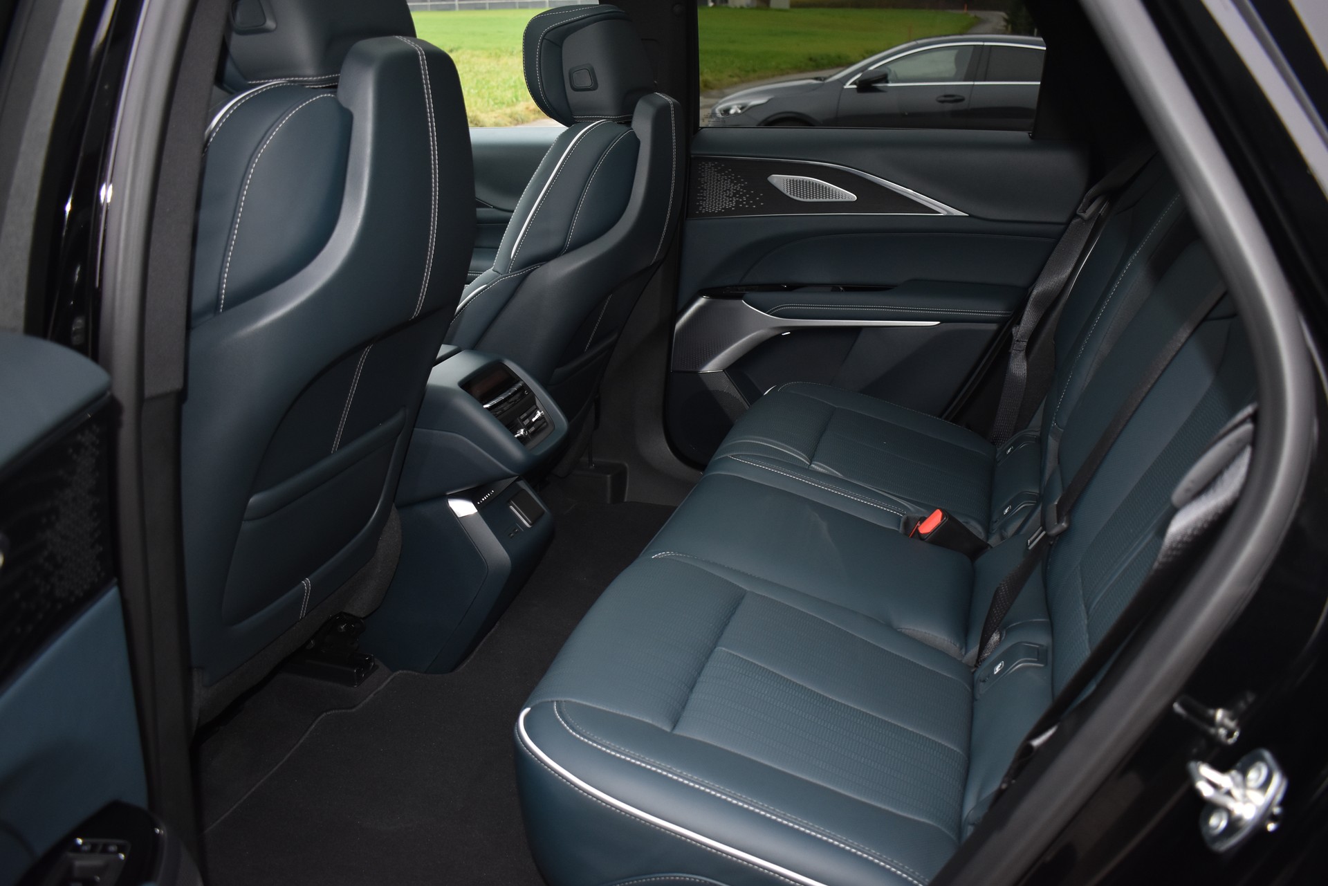 CADILLAC Lyriq Sport 102 kWh AWD-image-12