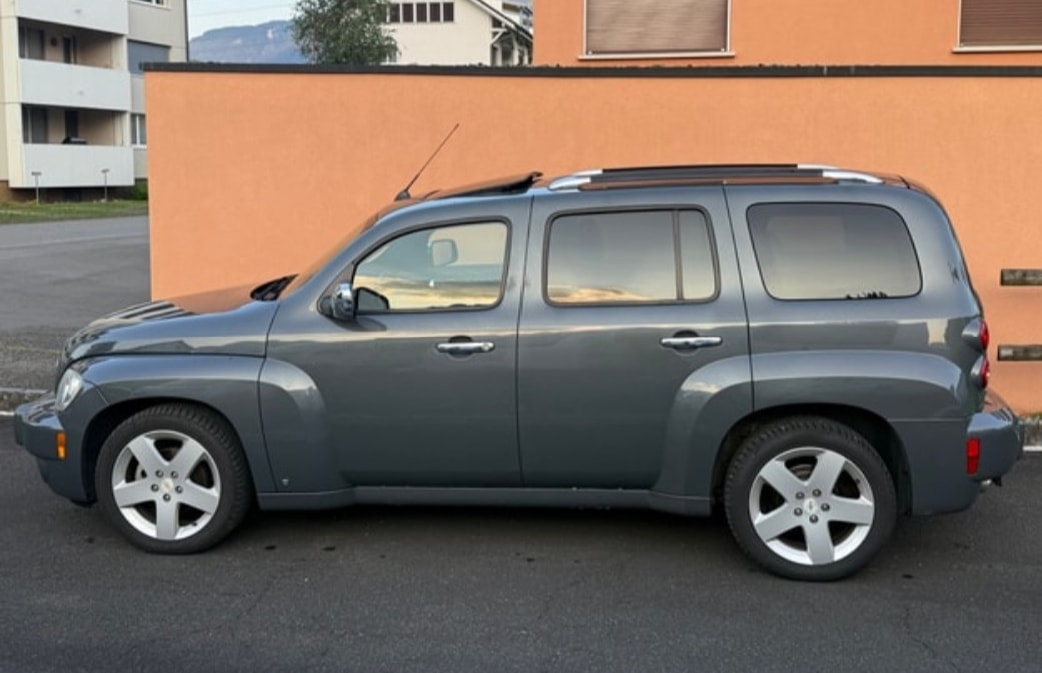 CHEVROLET HHR-image-2