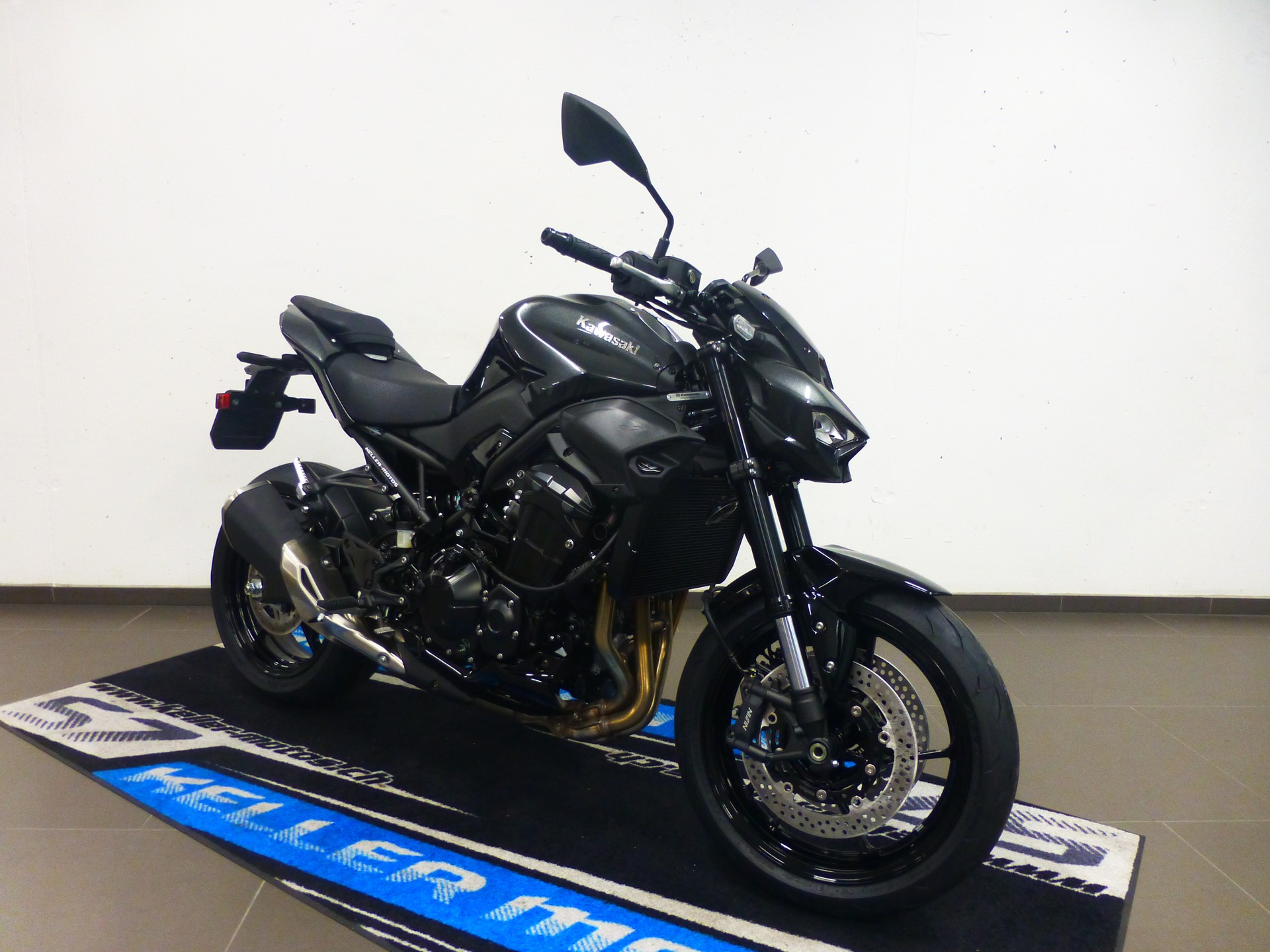 KAWASAKI Z 900 (35kW)-image-2