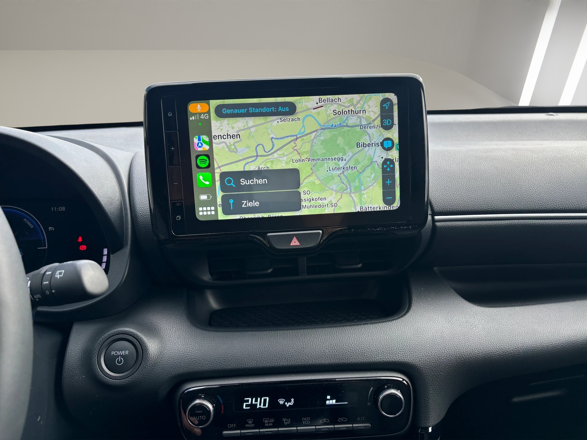 TOYOTA Yaris 1.5 Trend e-CVT-image-14