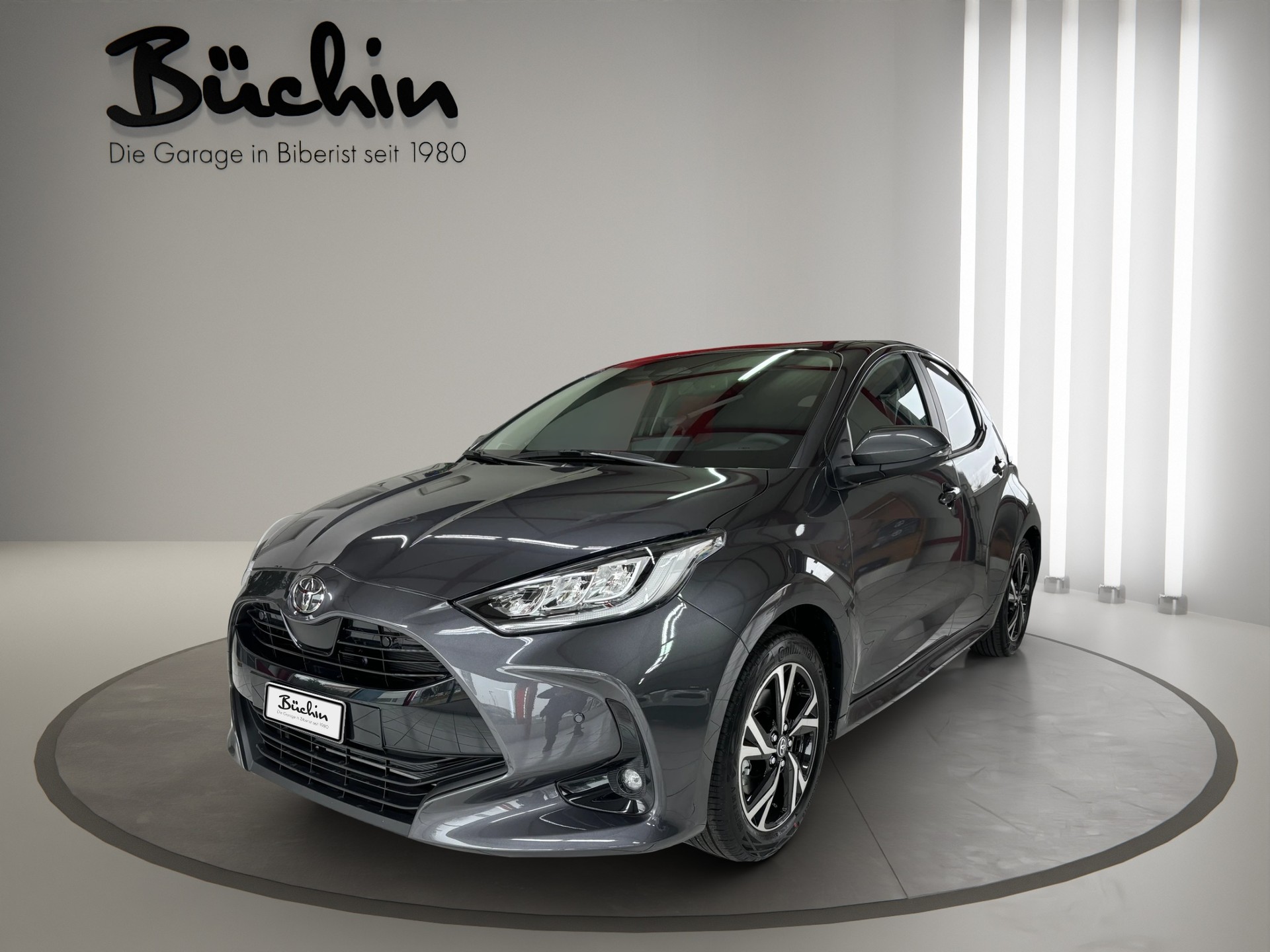 TOYOTA Yaris 1.5 Trend e-CVT-showroom-element-2