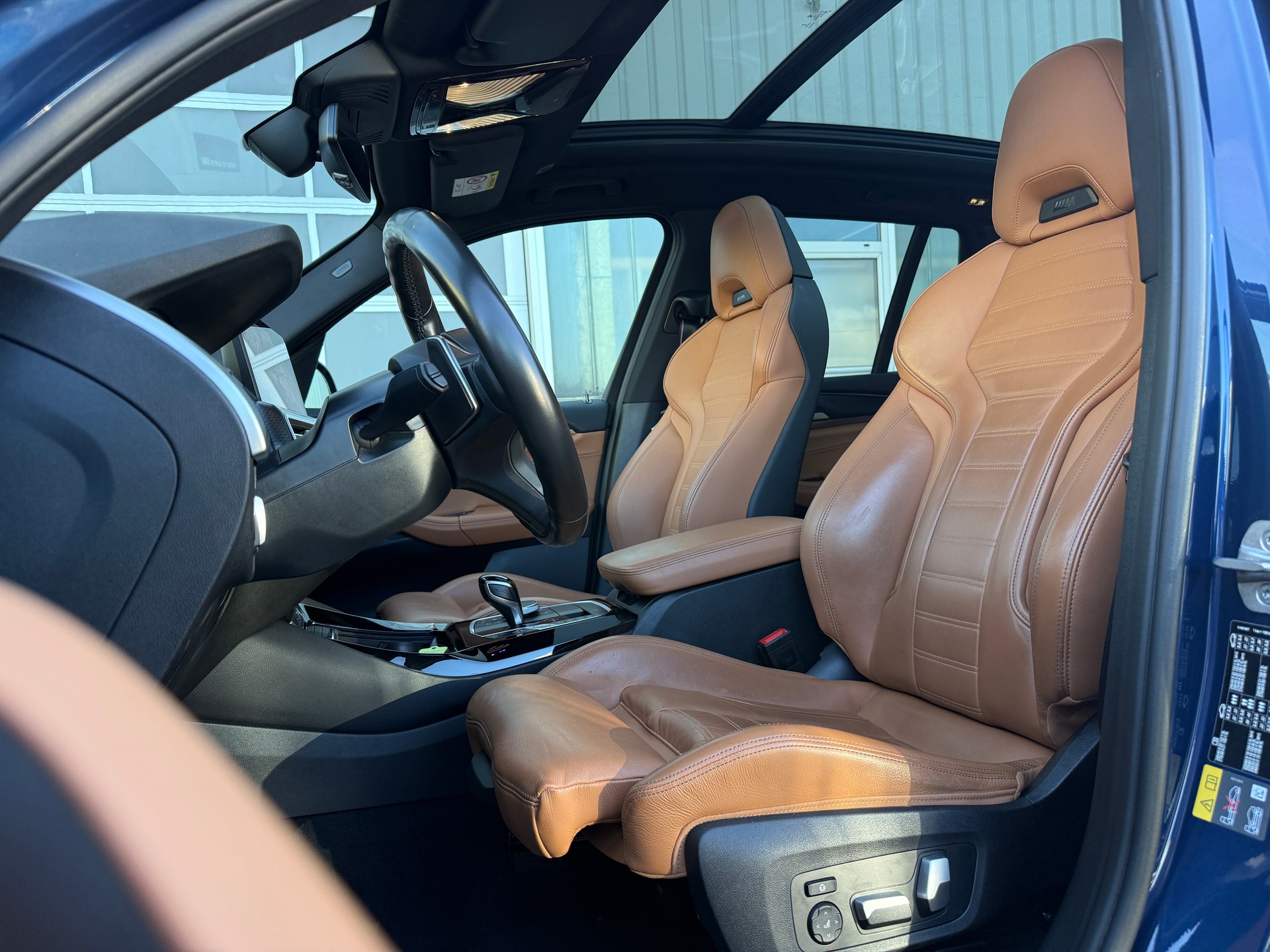 BMW X3 xDrive 30e M Sport ***M-SPORT-SITZE FAHRER & BEIFAHRER / EL. SCHIEBEDACH / M-LENKRAD / M-PAKET ***-image-7