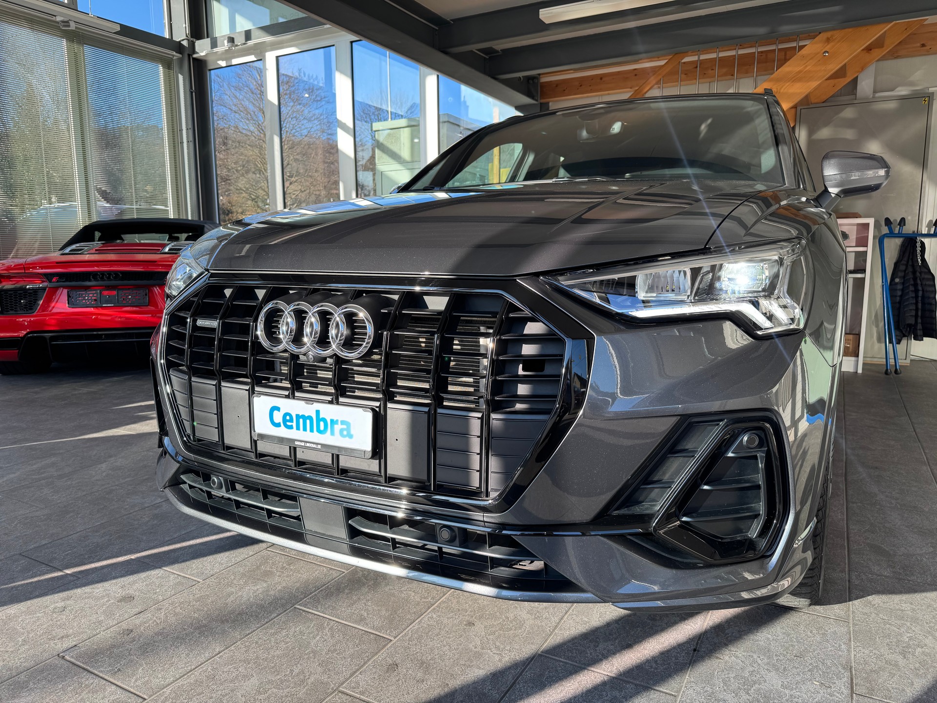 AUDI Q3 45 TFSI S line quattro S-tronic-showroom-element-2