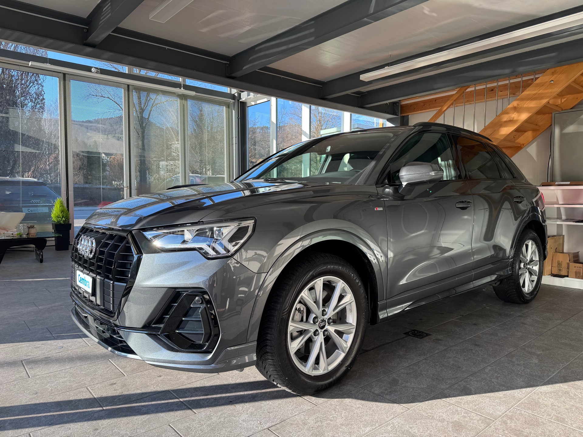 AUDI Q3 45 TFSI S line quattro S-tronic-showroom-element-1
