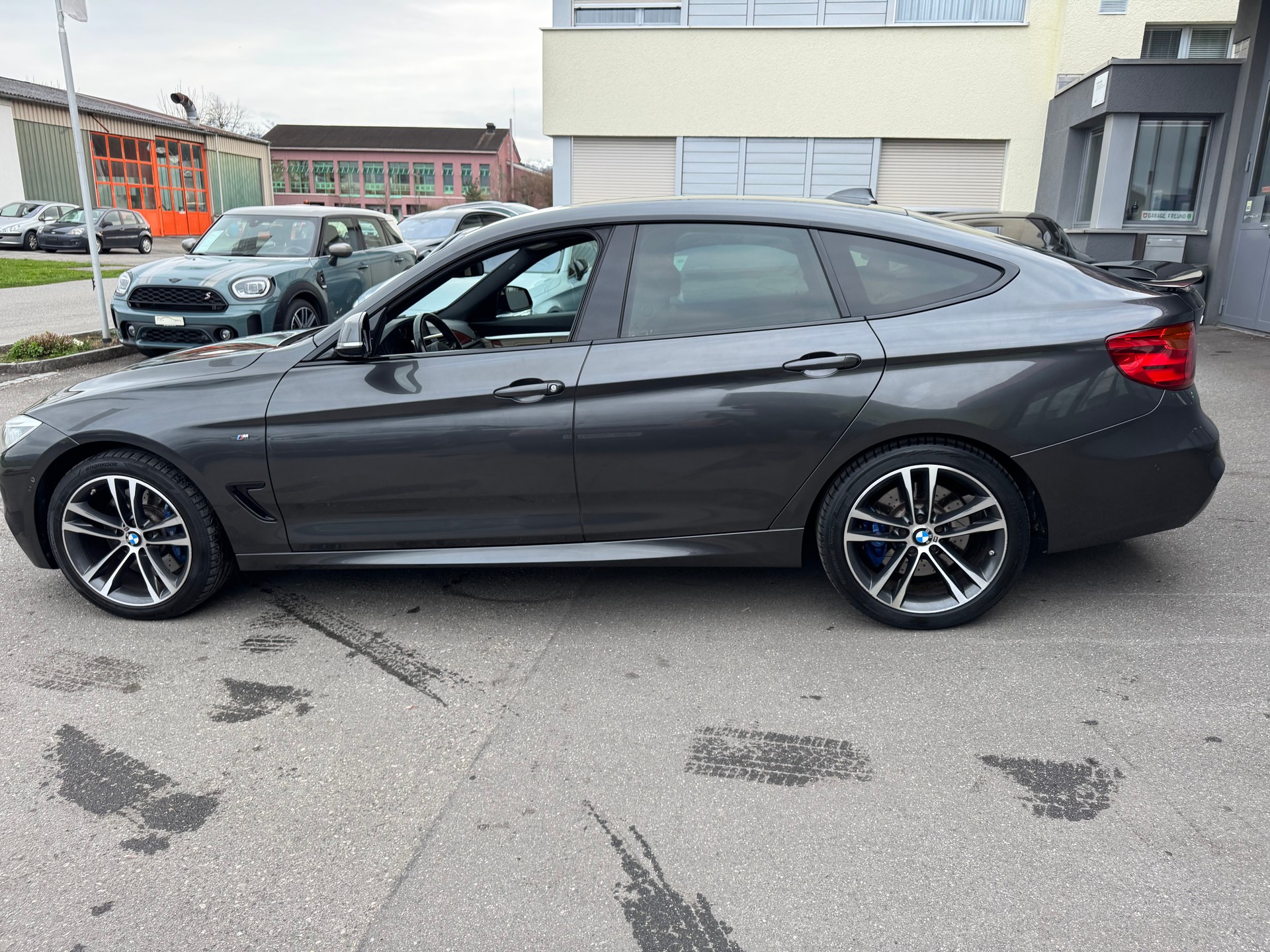 BMW 335i GT xDrive M Sport Line Steptronic-image-6