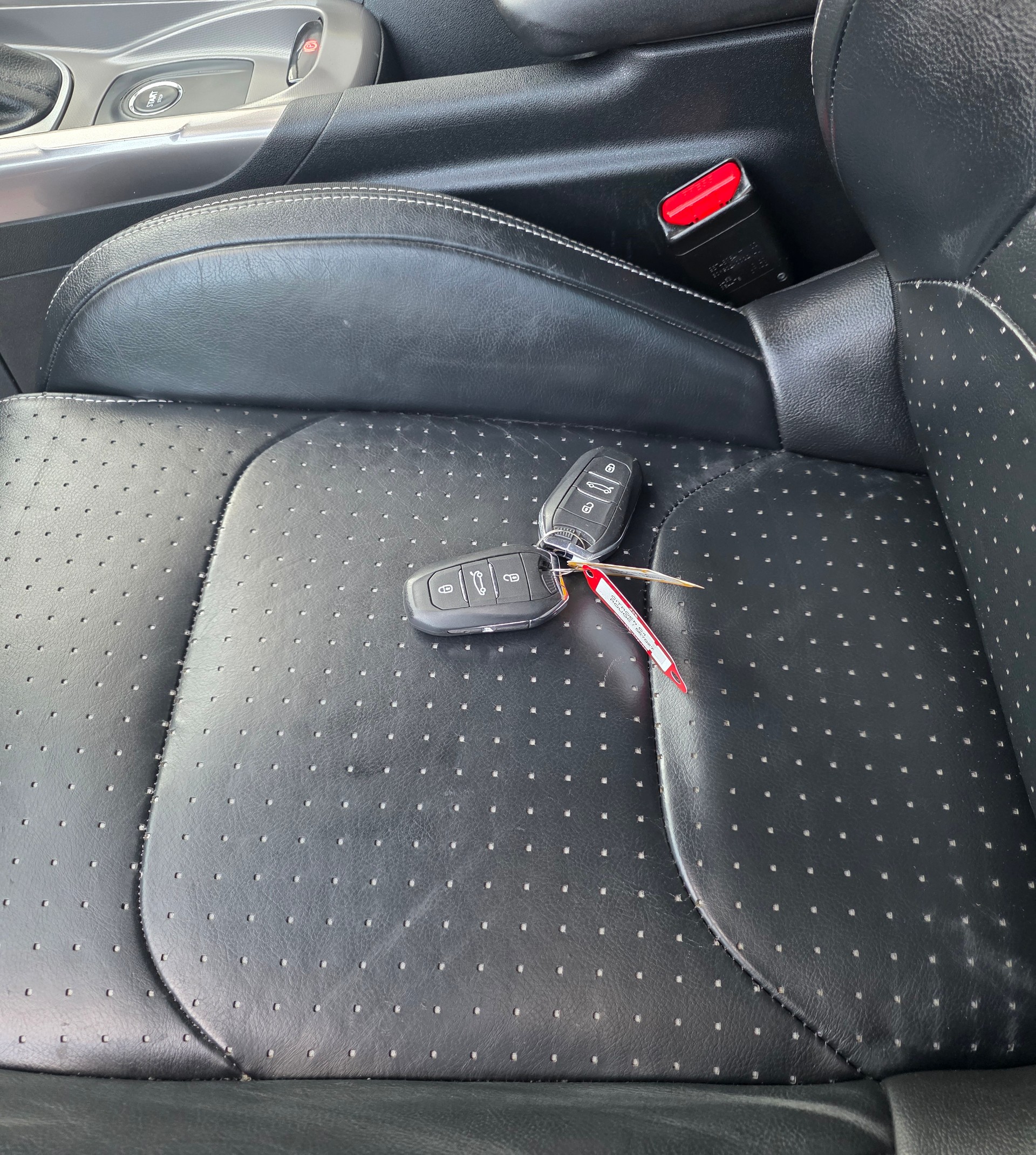 CITROEN C4 1.2 Pure Tech Shine Automatic-image-5