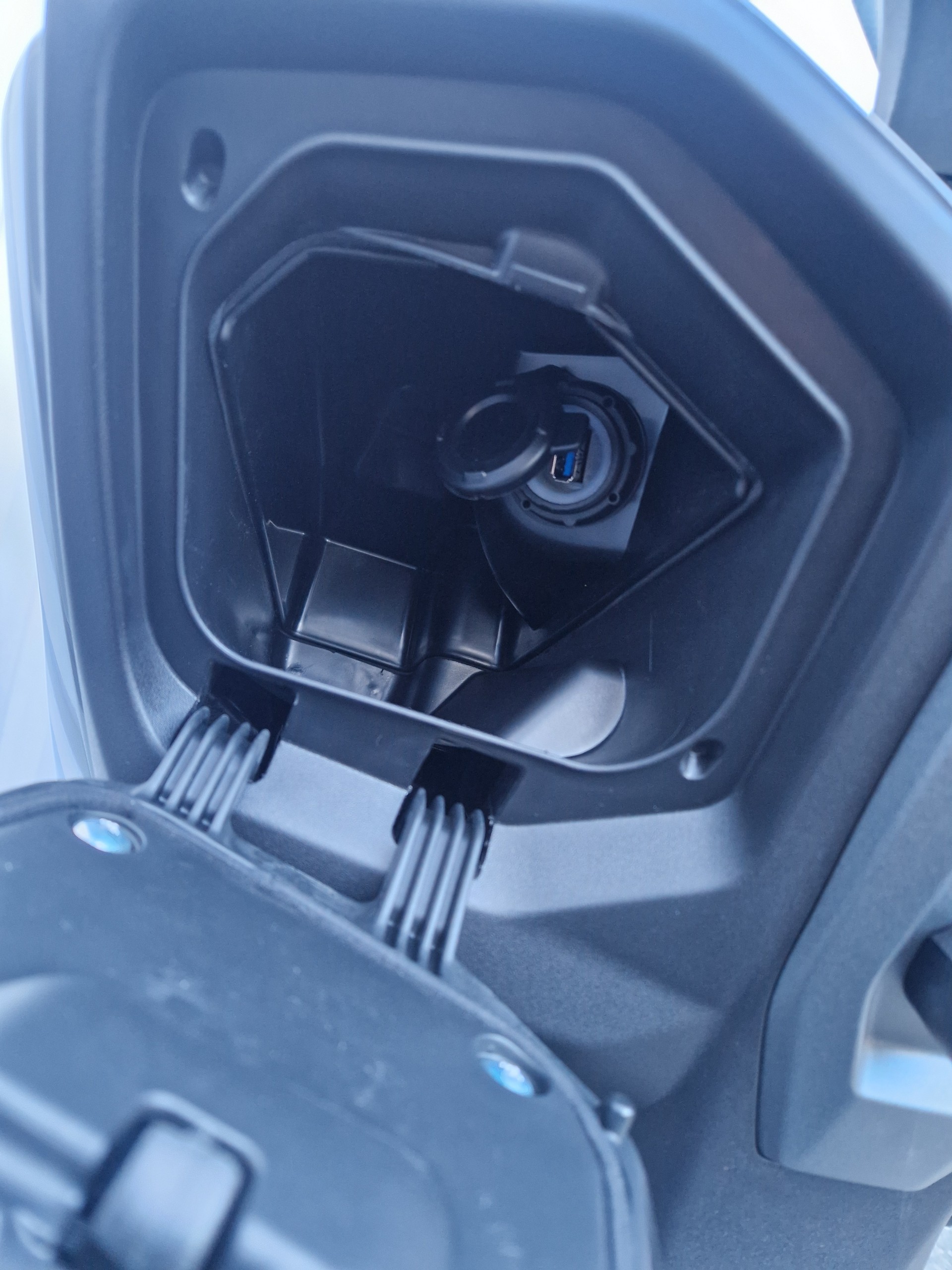 SUZUKI UB 125 BURGMANN STREET EX-image-6