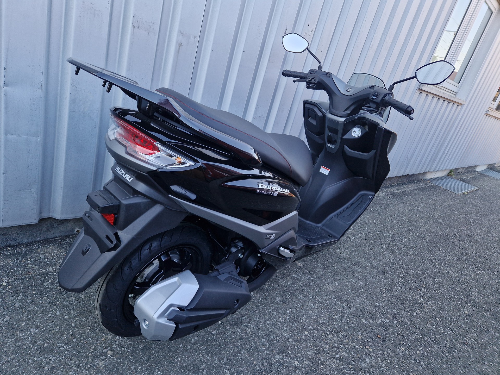 SUZUKI UB 125 BURGMANN STREET EX-image-3