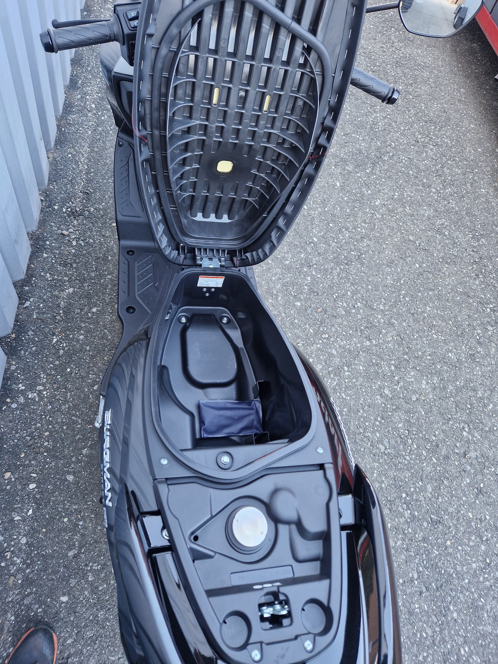 SUZUKI UB 125 BURGMANN STREET EX-image-5