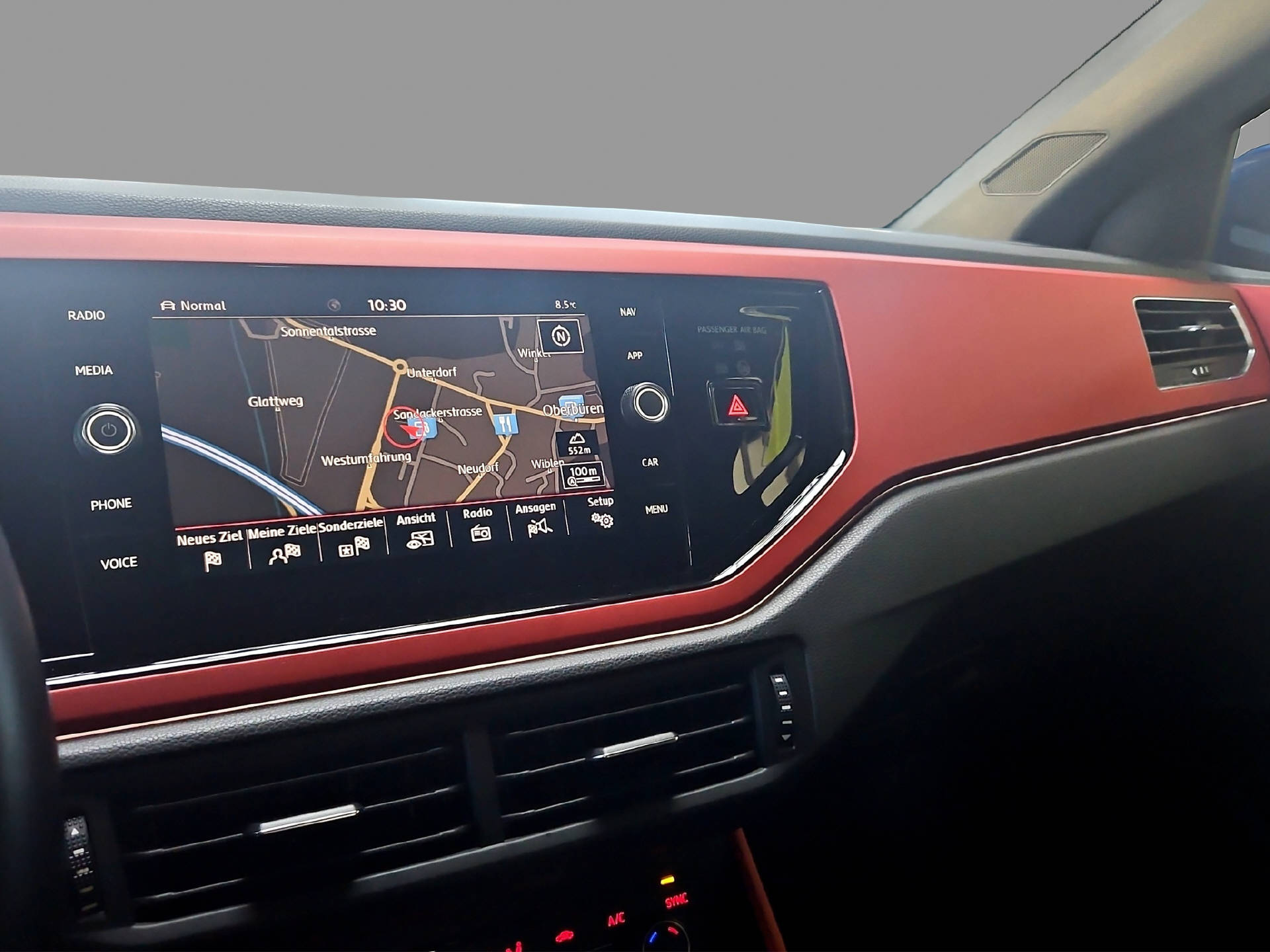 VW Polo 2.0 TSI GTI DSG-image-9