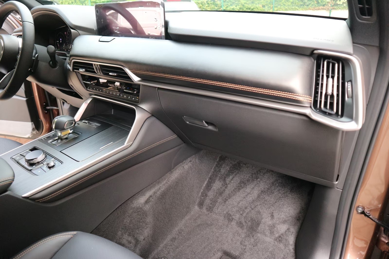 MAZDA CX-80 e-Skyactiv PHEV 327 AWD Homura Plus-image-11