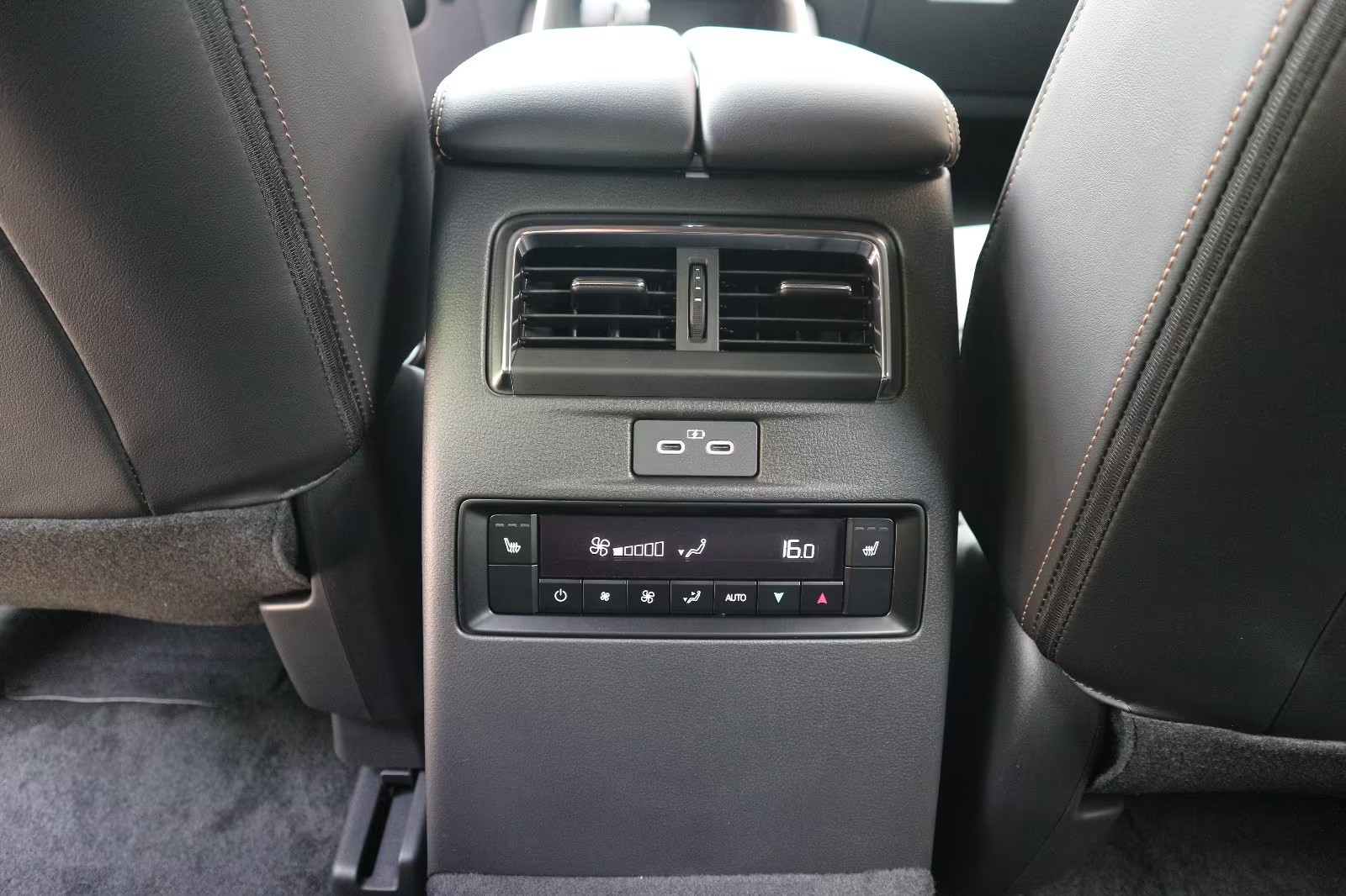 MAZDA CX-80 e-Skyactiv PHEV 327 AWD Homura Plus-image-13