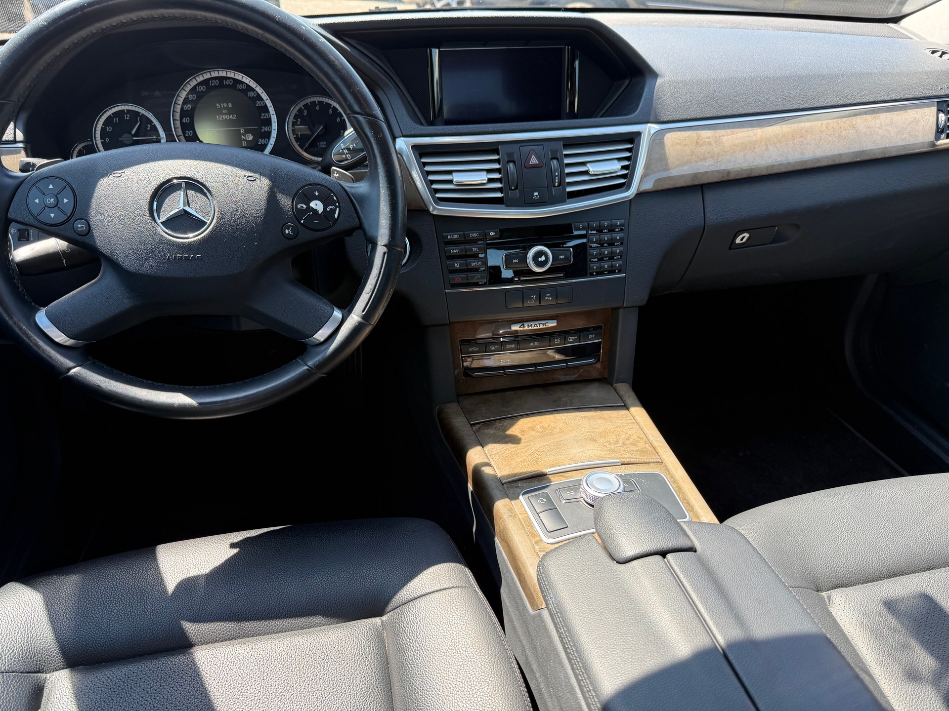 MERCEDES-BENZ E 350 4Matic 7G-Tronic-image-9