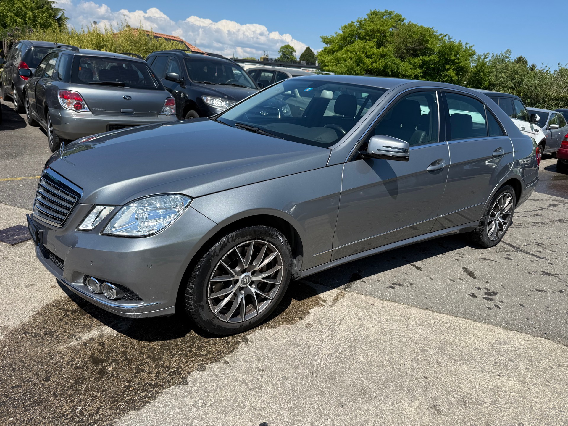 MERCEDES-BENZ E 350 4Matic 7G-Tronic-image-1