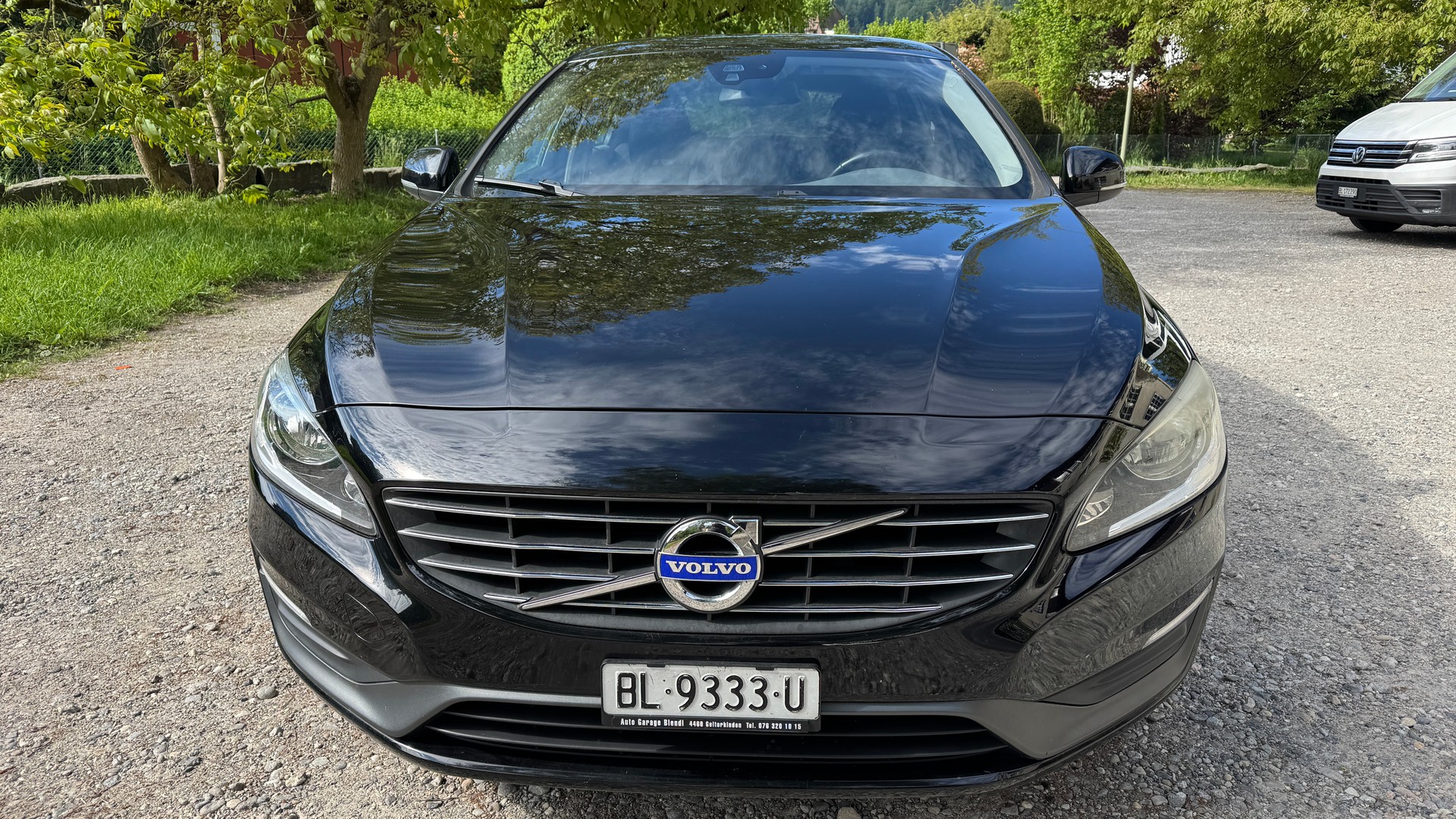 VOLVO V60 D4 Momentum Geartronic-showroom-element-1