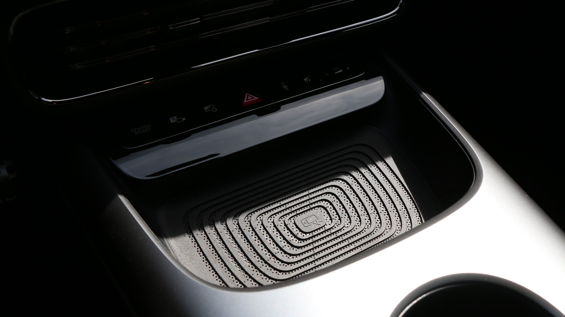 MERCEDES-BENZ CLA 220 4MATIC-image-15