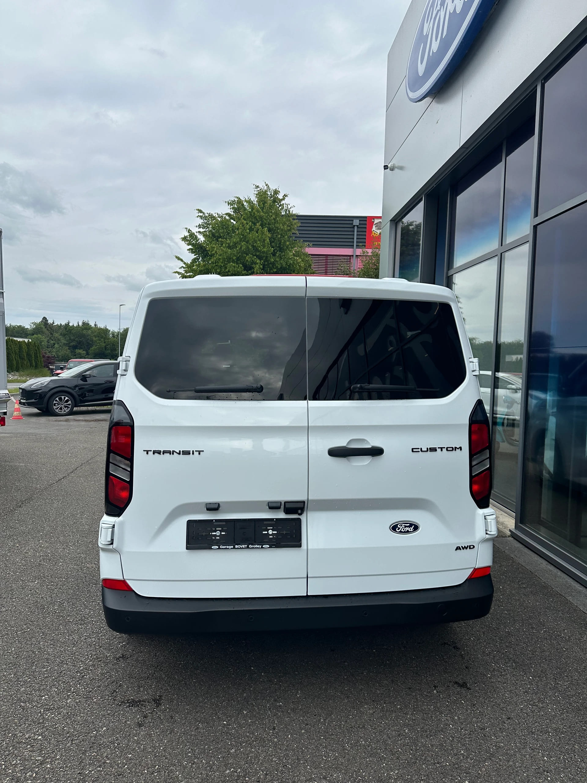 FORD Transit C combi 320 L2 2.0 Eco Trend/170CV/Aut.4x4-image-4