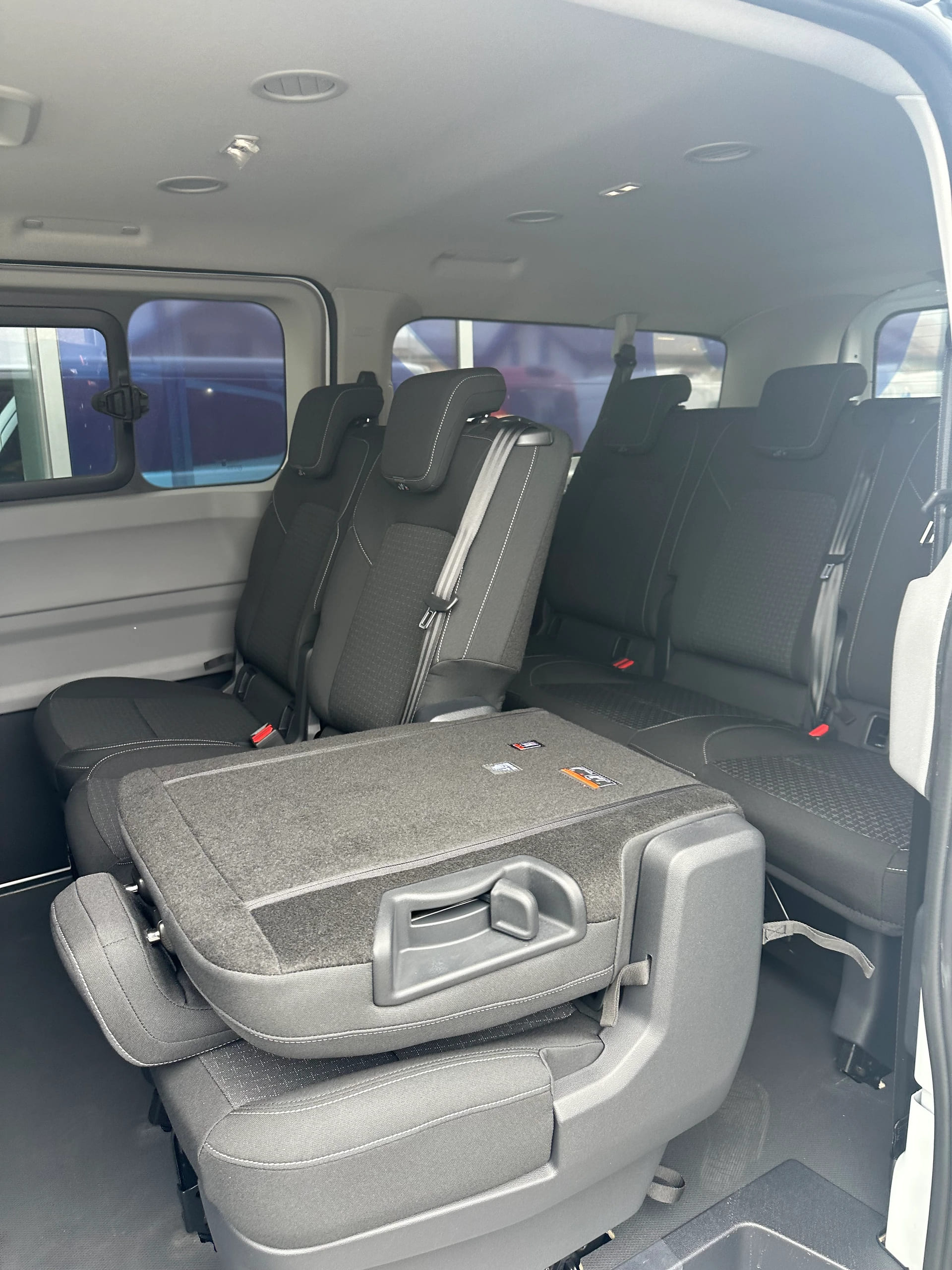 FORD Transit C combi 320 L2 2.0 Eco Trend/170CV/Aut.4x4-image-11