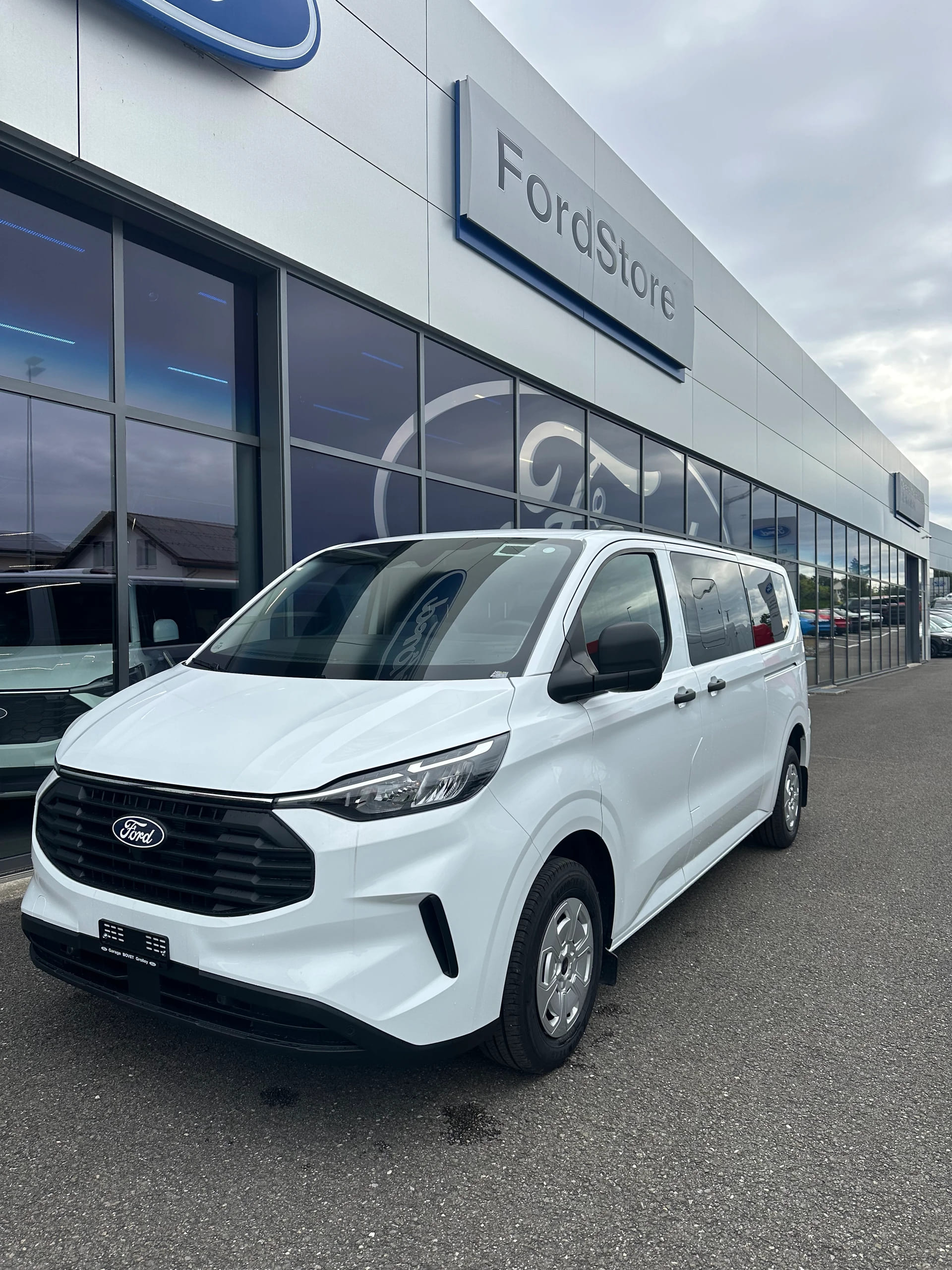 FORD Transit C combi 320 L2 2.0 Eco Trend/170CV/Aut.4x4-image-1