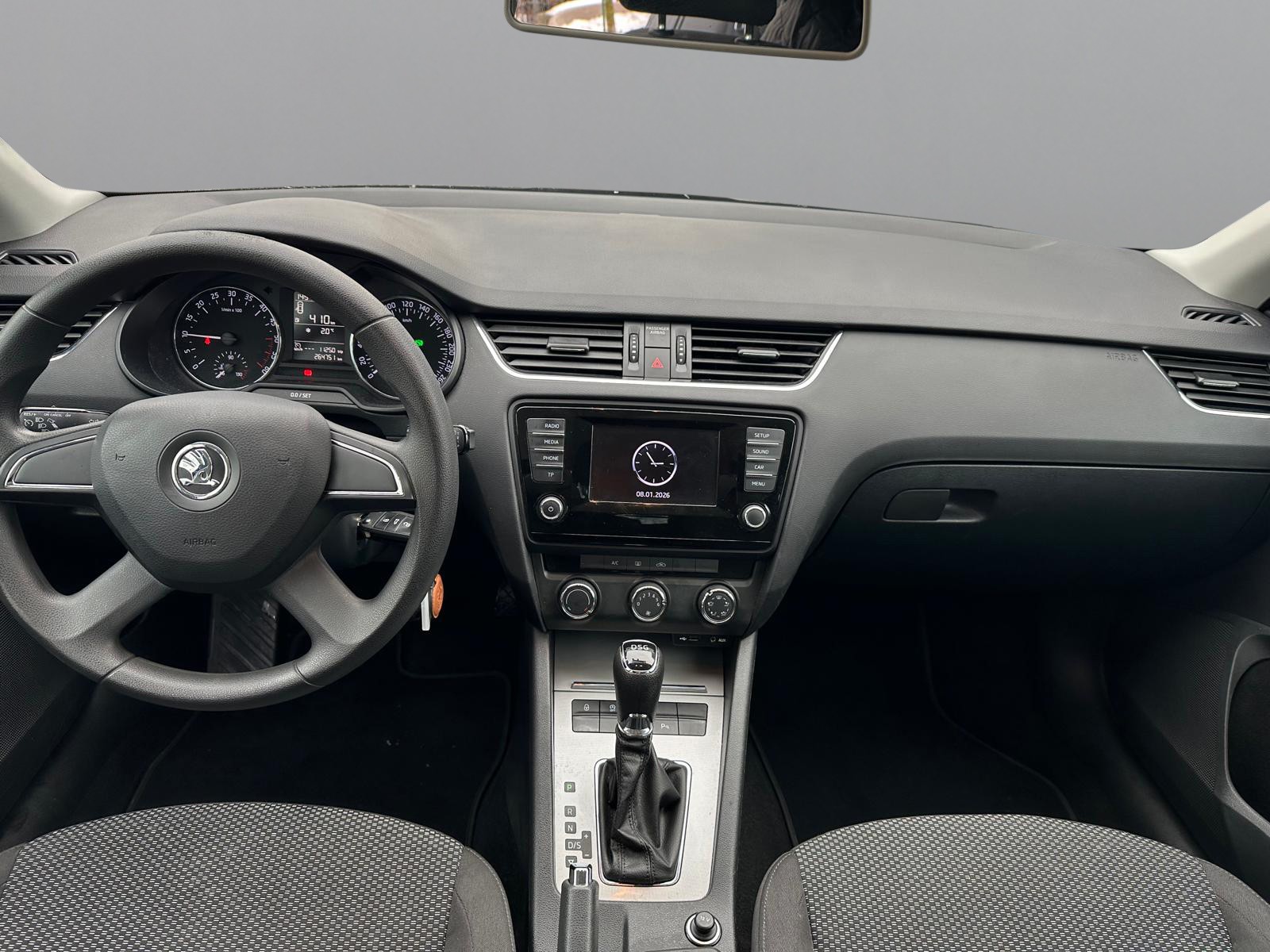SKODA Octavia Combi 1.6 TDI Ambition DSG-image-7