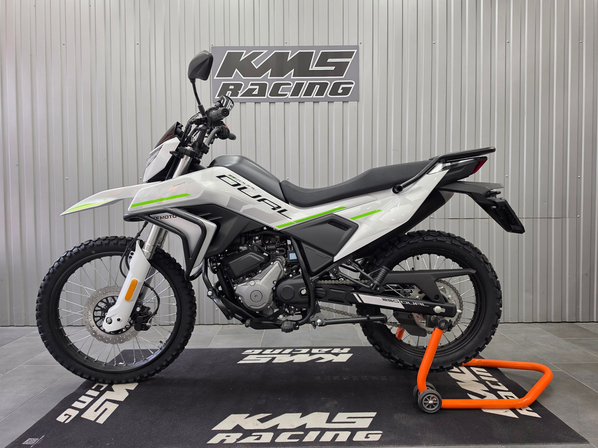 CF MOTO Dual 250-image-0