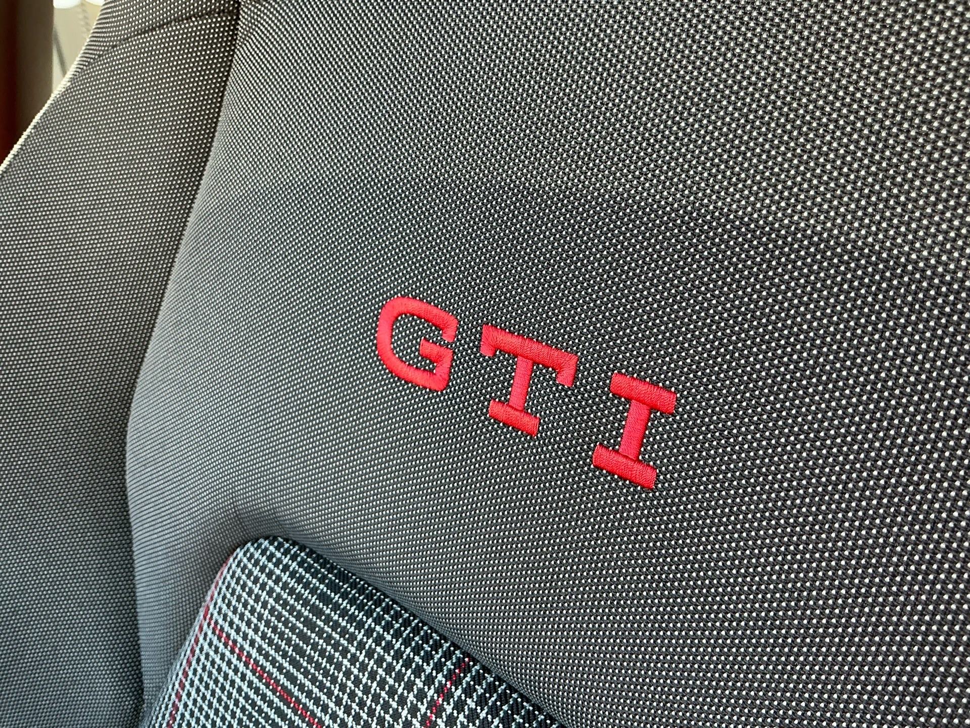VW Golf GTI DSG 2.0 TSI FACELIFT *** TRAUM IN MONDSTEINGRAU ***-image-22