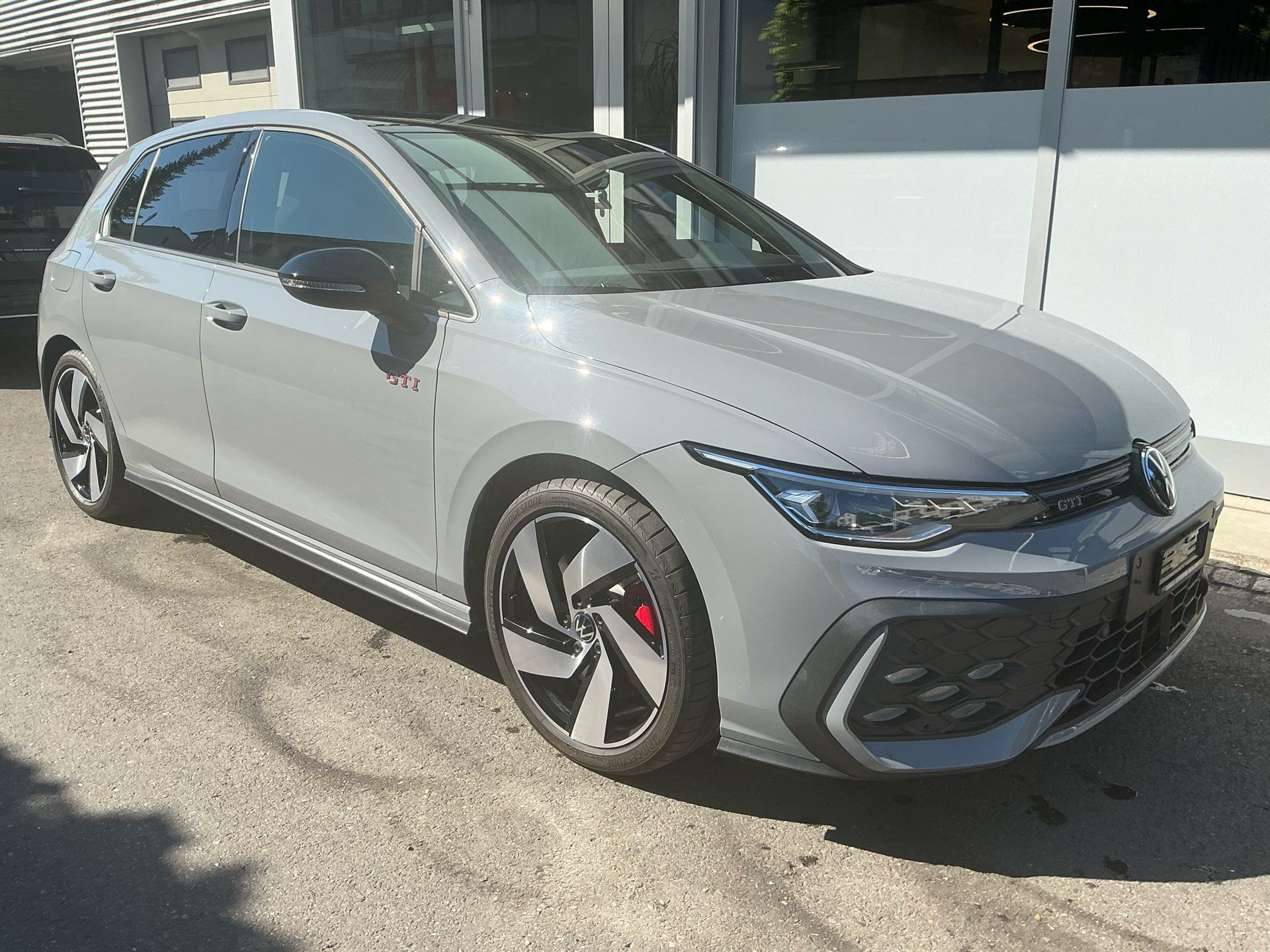 VW Golf GTI DSG 2.0 TSI FACELIFT *** TRAUM IN MONDSTEINGRAU ***-showroom-element-2