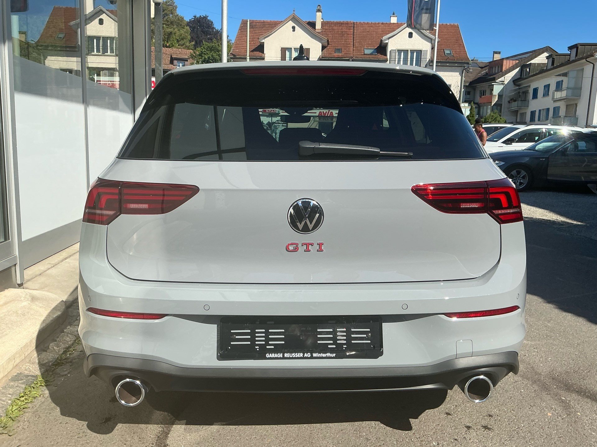 VW Golf GTI DSG 2.0 TSI FACELIFT *** TRAUM IN MONDSTEINGRAU ***-image-4