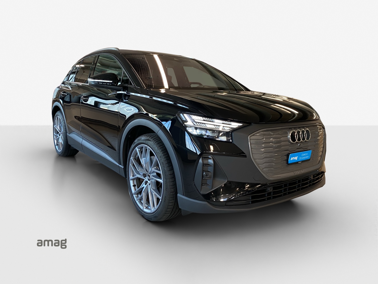 AUDI Q4 e-tron 40-image-5