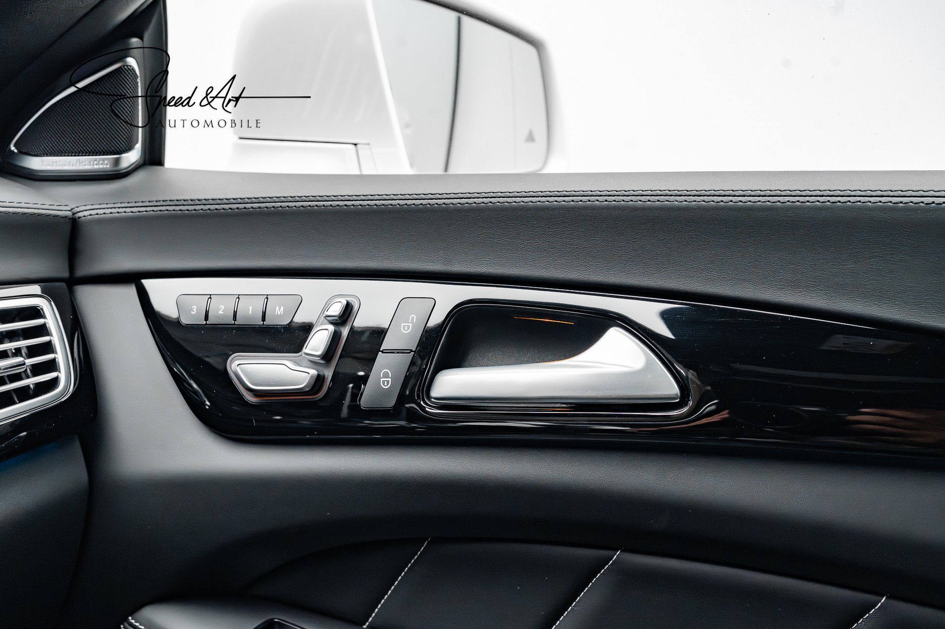 MERCEDES-BENZ CLS 63 AMG S 4Matic Speedshift MCT | OHNE OPF | 1.HAND-image-19