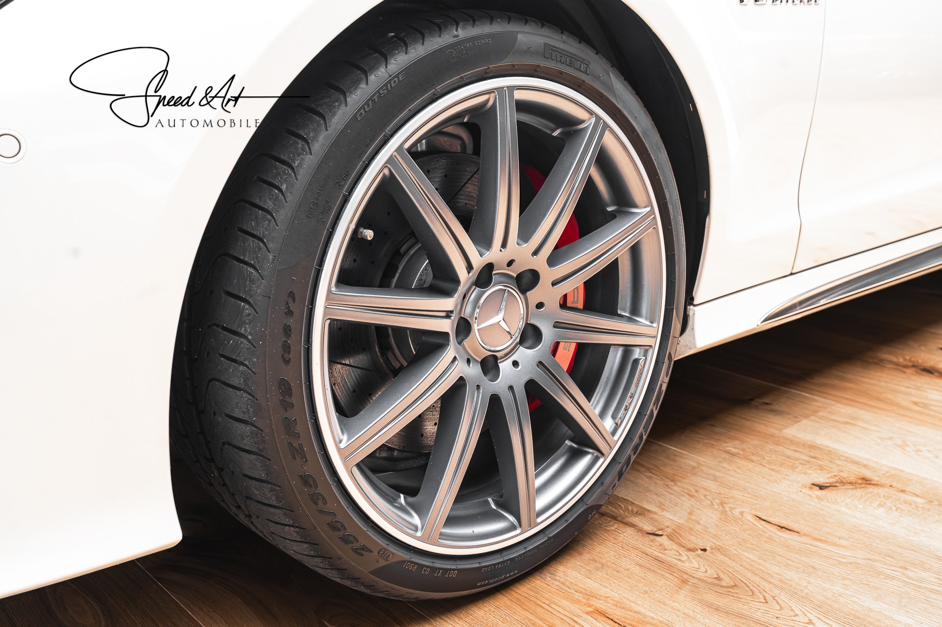 MERCEDES-BENZ CLS 63 AMG S 4Matic Speedshift MCT | OHNE OPF | 1.HAND-image-8