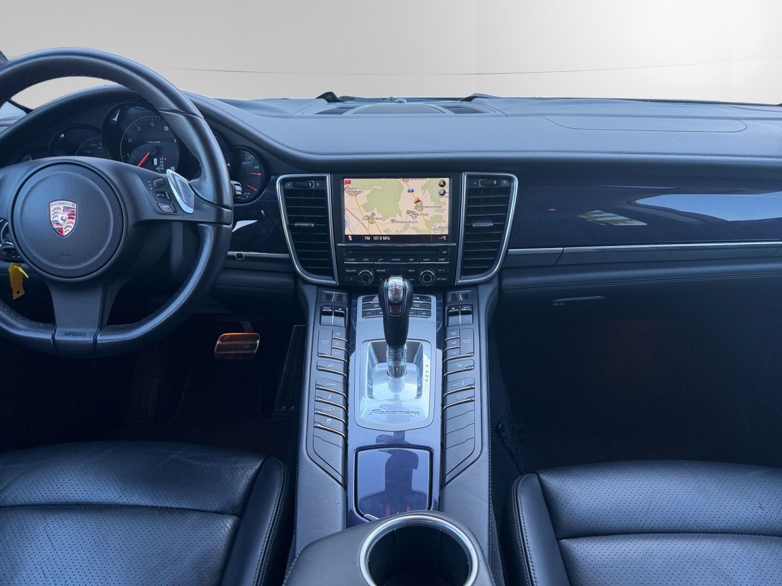 PORSCHE Panamera 4 3.6 PDK-image-9
