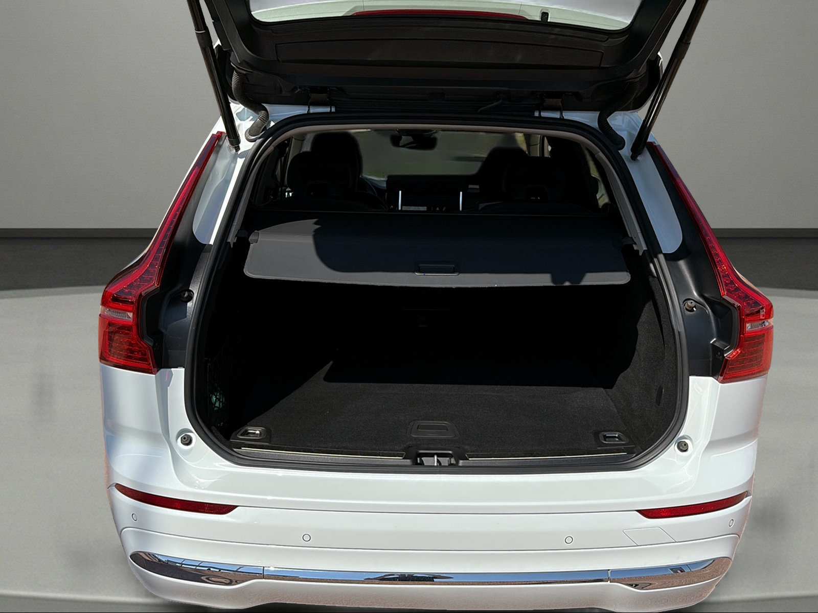 VOLVO XC60 T6 eAWD PluginHybrid Core Geartronic-image-9