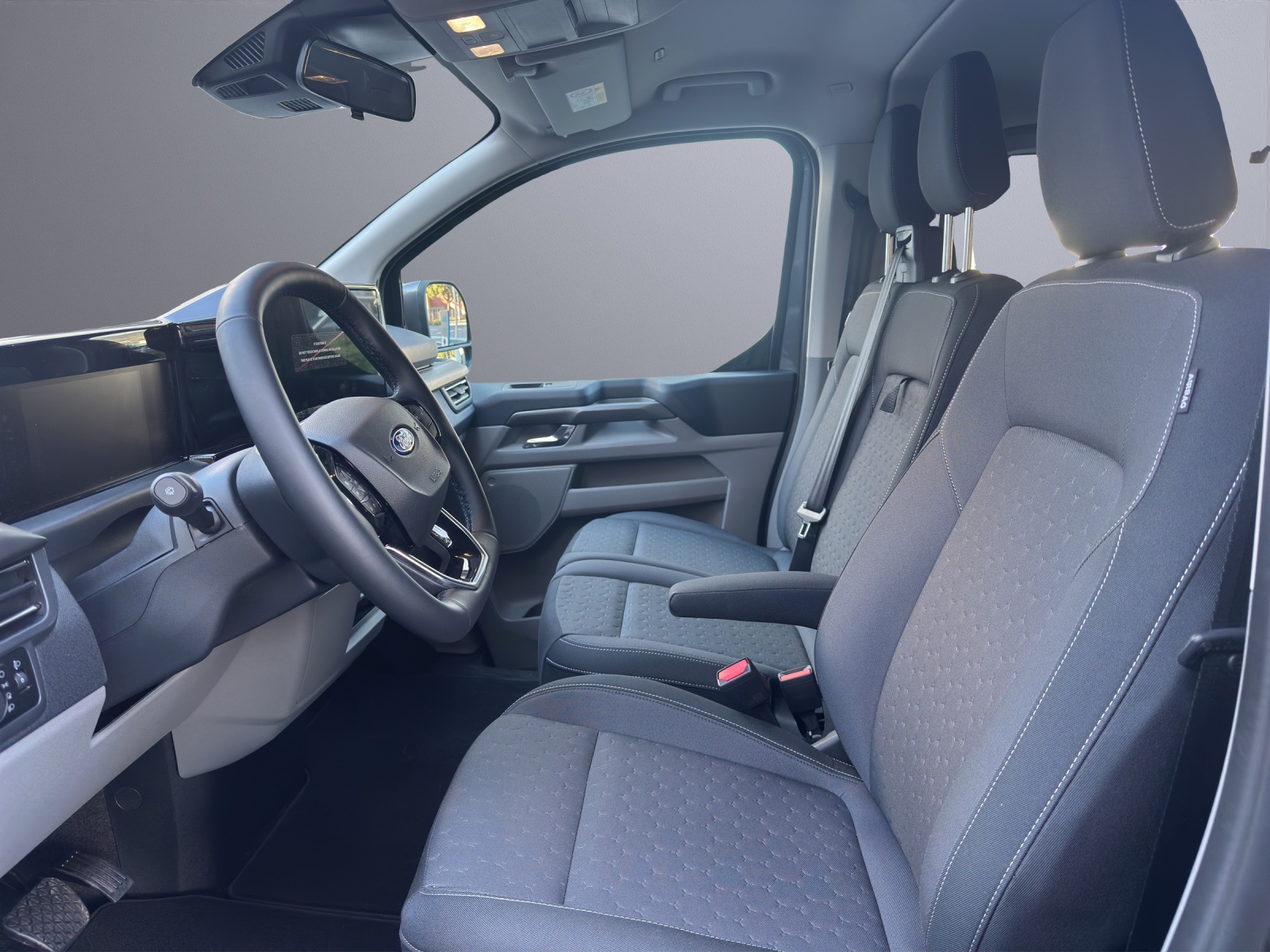 FORD Tourneo Custom 320 L2 2.0 EcoBl-image-4