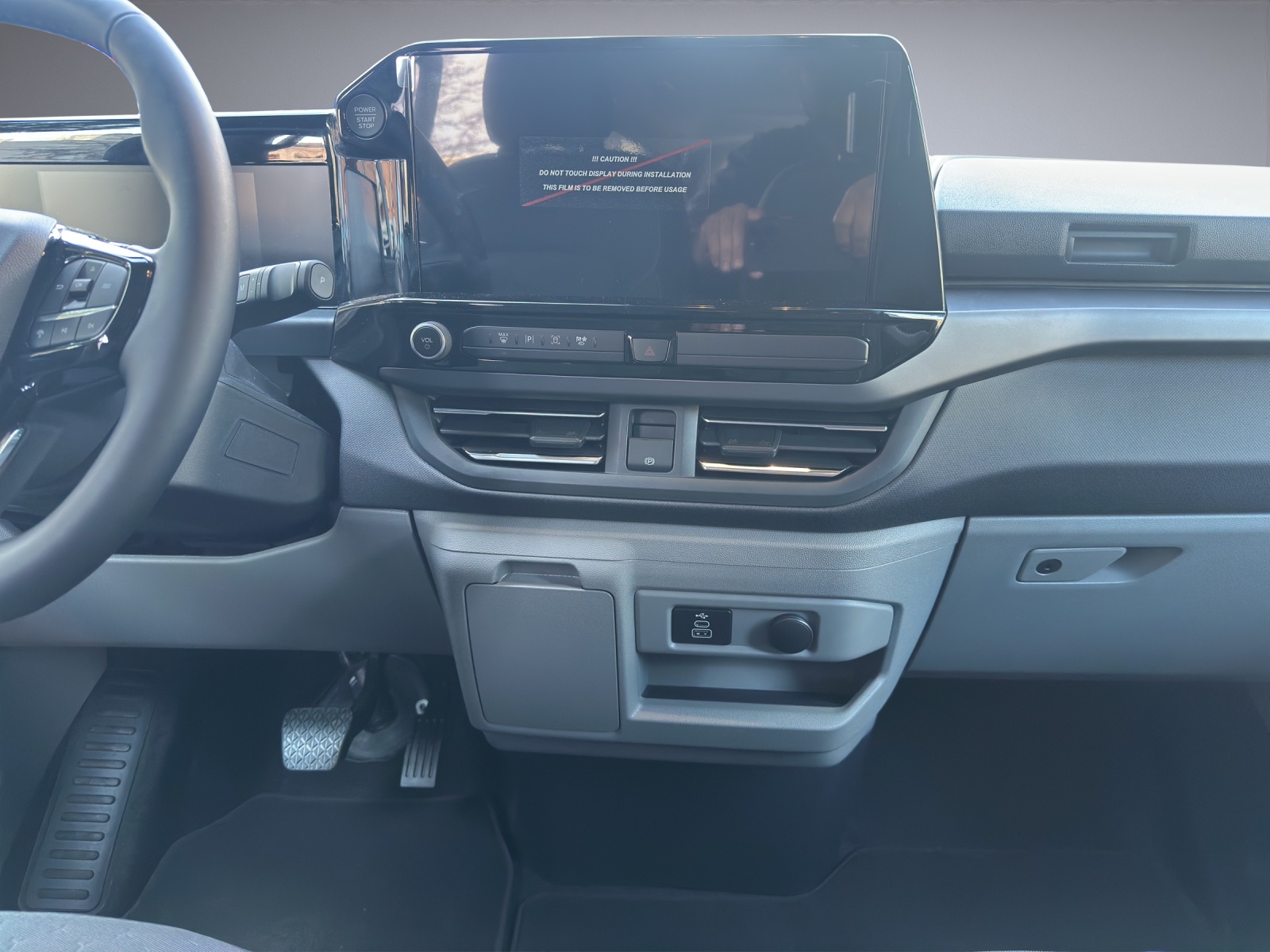 FORD Tourneo Custom 320 L2 2.0 EcoBl-image-10