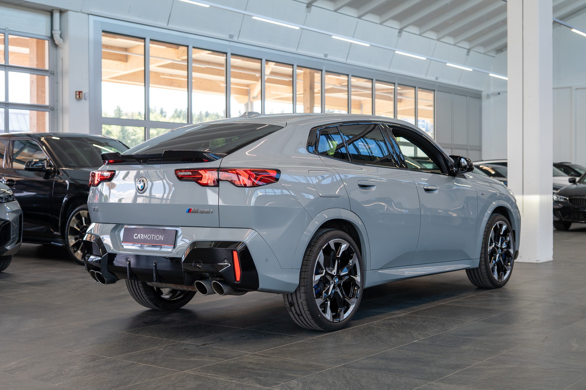 BMW X2 M35i / Iconic Glow / Head-Up Display / Bowers Wilkins-image-6