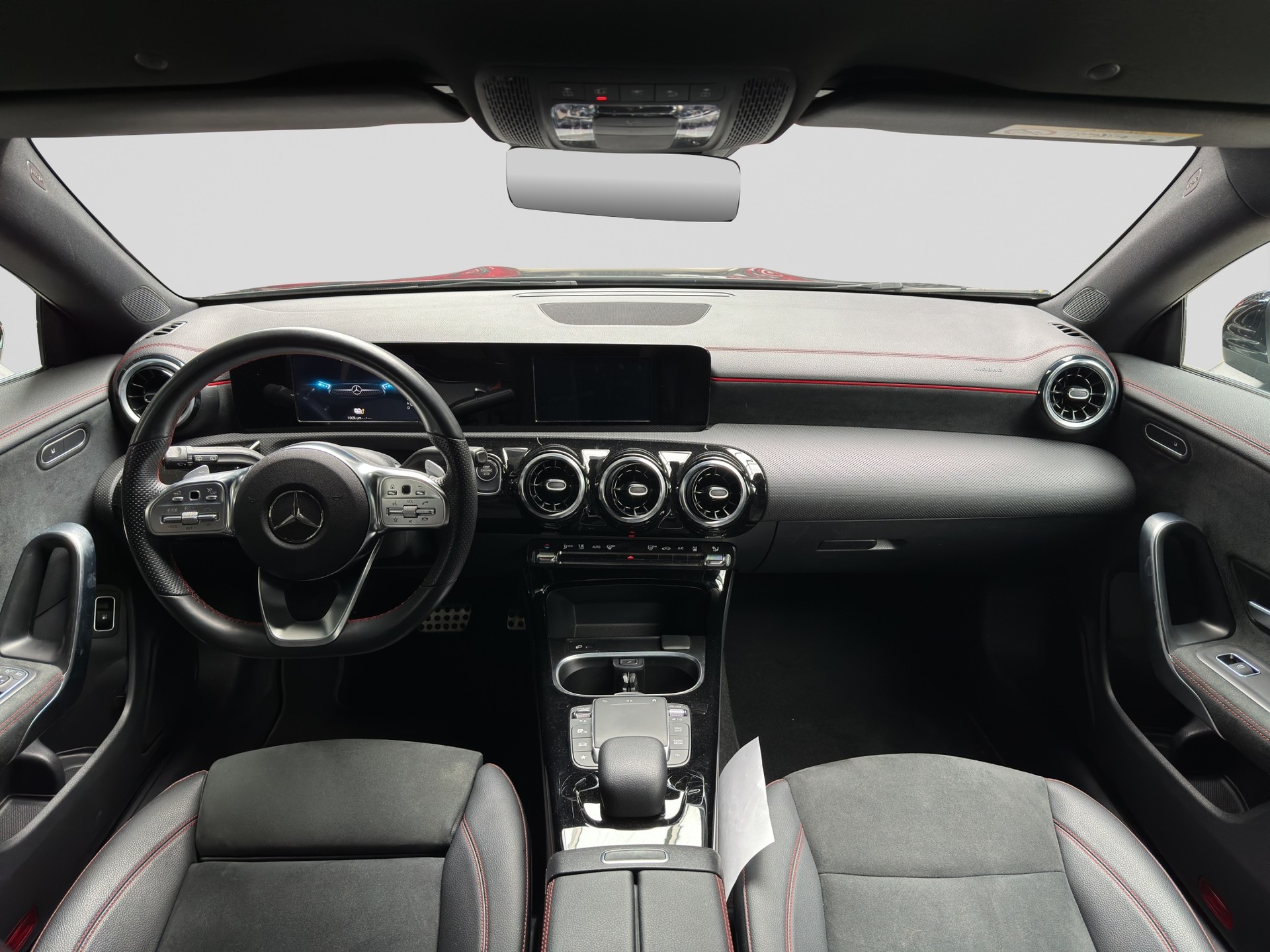 MERCEDES-BENZ CLA Shooting Brake 250 e 8G-DCT AMG Line-image-13