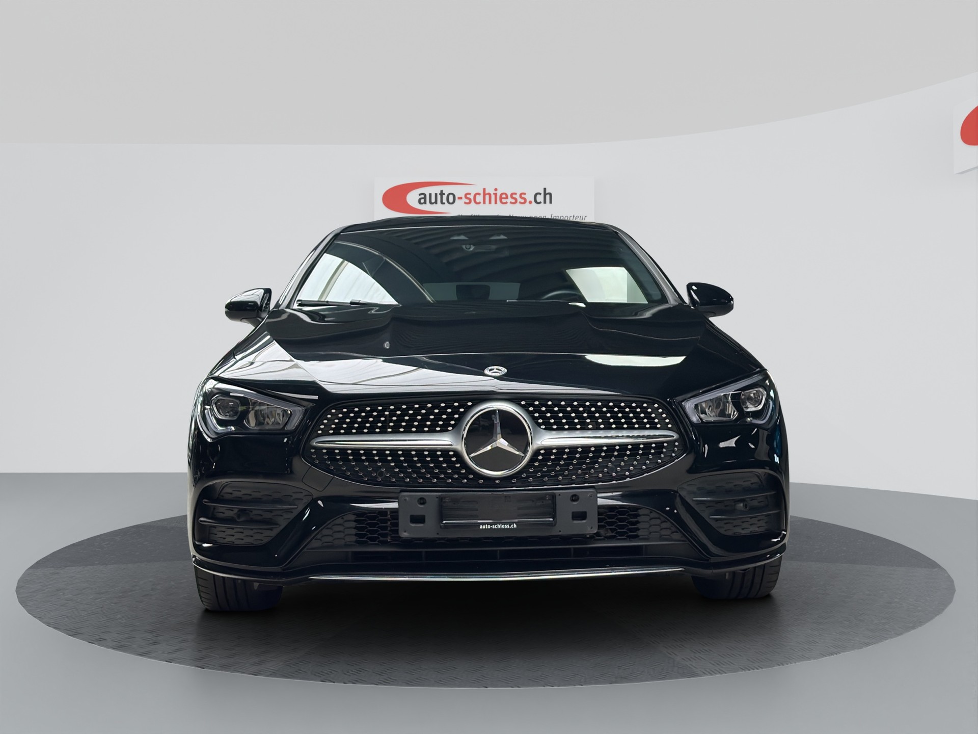 MERCEDES-BENZ CLA Shooting Brake 250 e 8G-DCT AMG Line-showroom-element-1