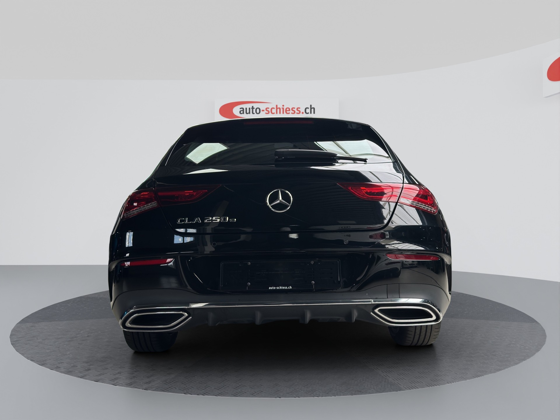 MERCEDES-BENZ CLA Shooting Brake 250 e 8G-DCT AMG Line-showroom-element-3