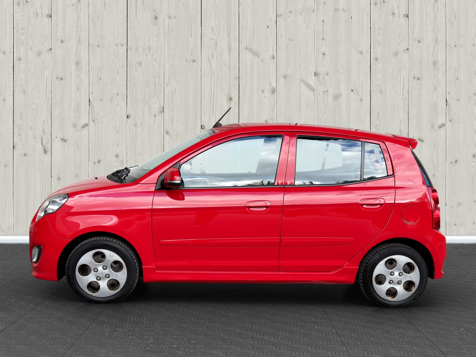 KIA Picanto 1.0 _seven-image-3